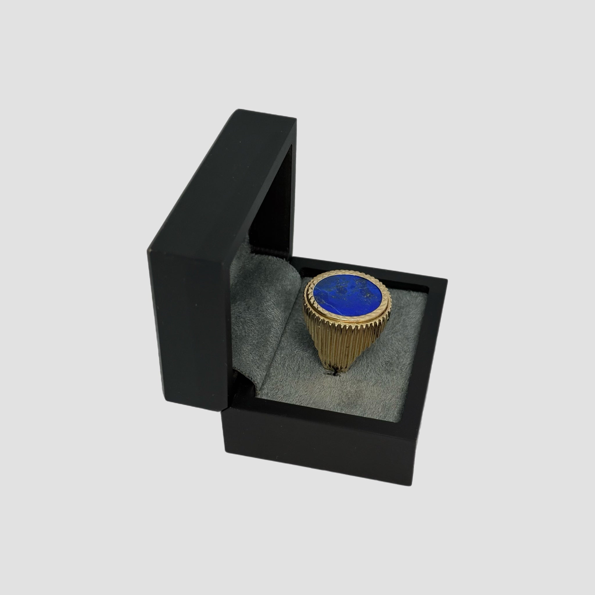 9ct Lapis Lazuli Full Sovereign Ring