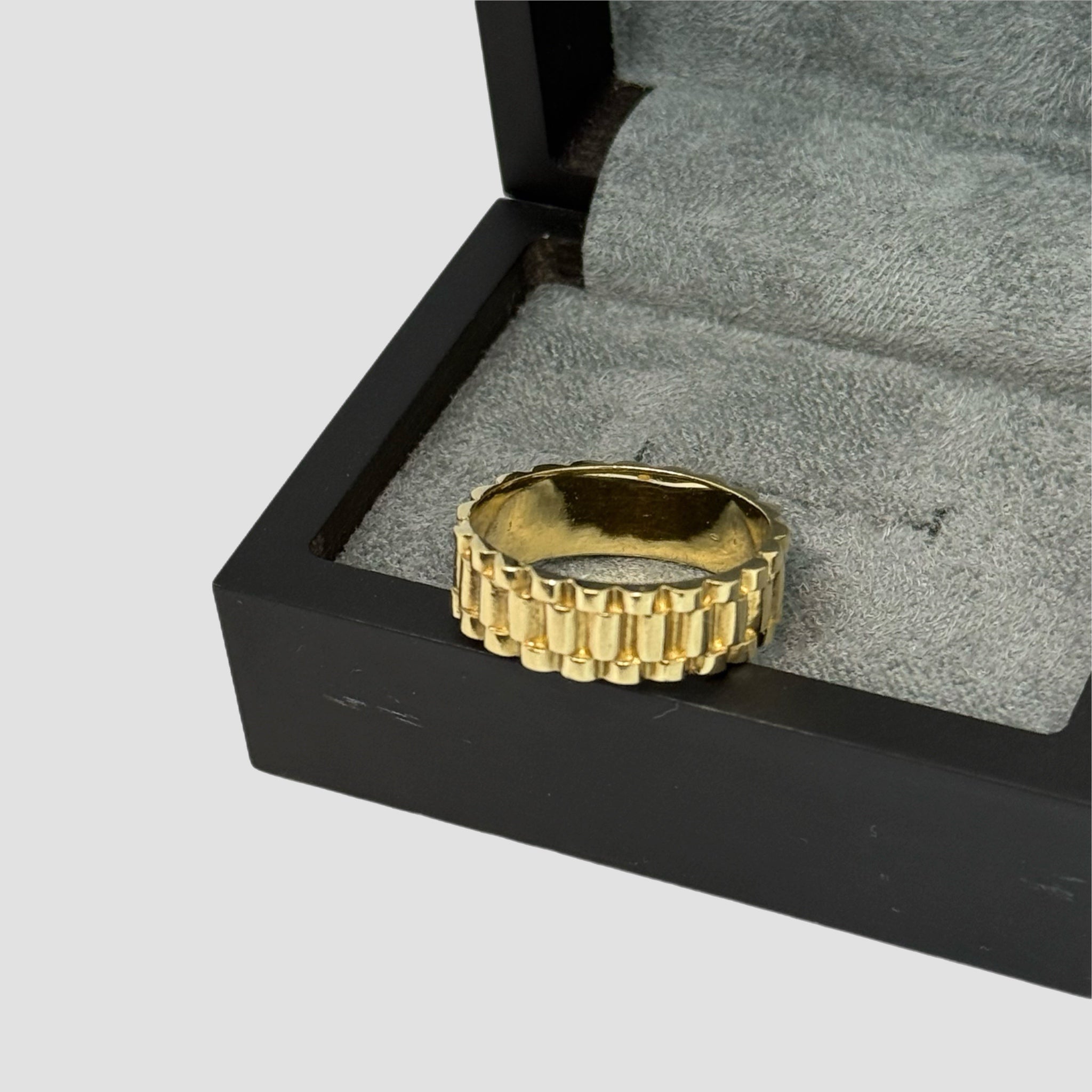9ct Presidential Band Eternity Ring