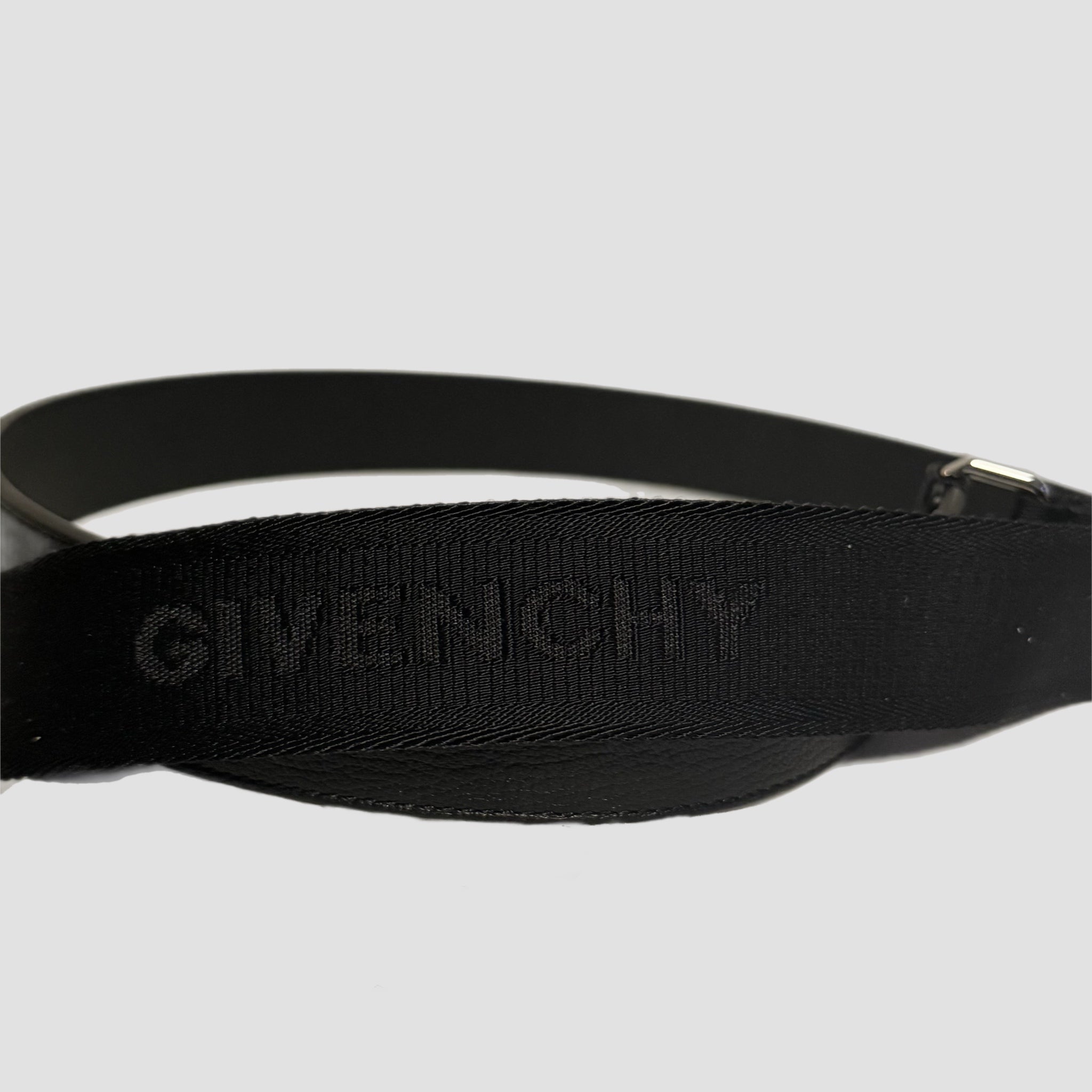 Givenchy 4G Release buckle belt in leather