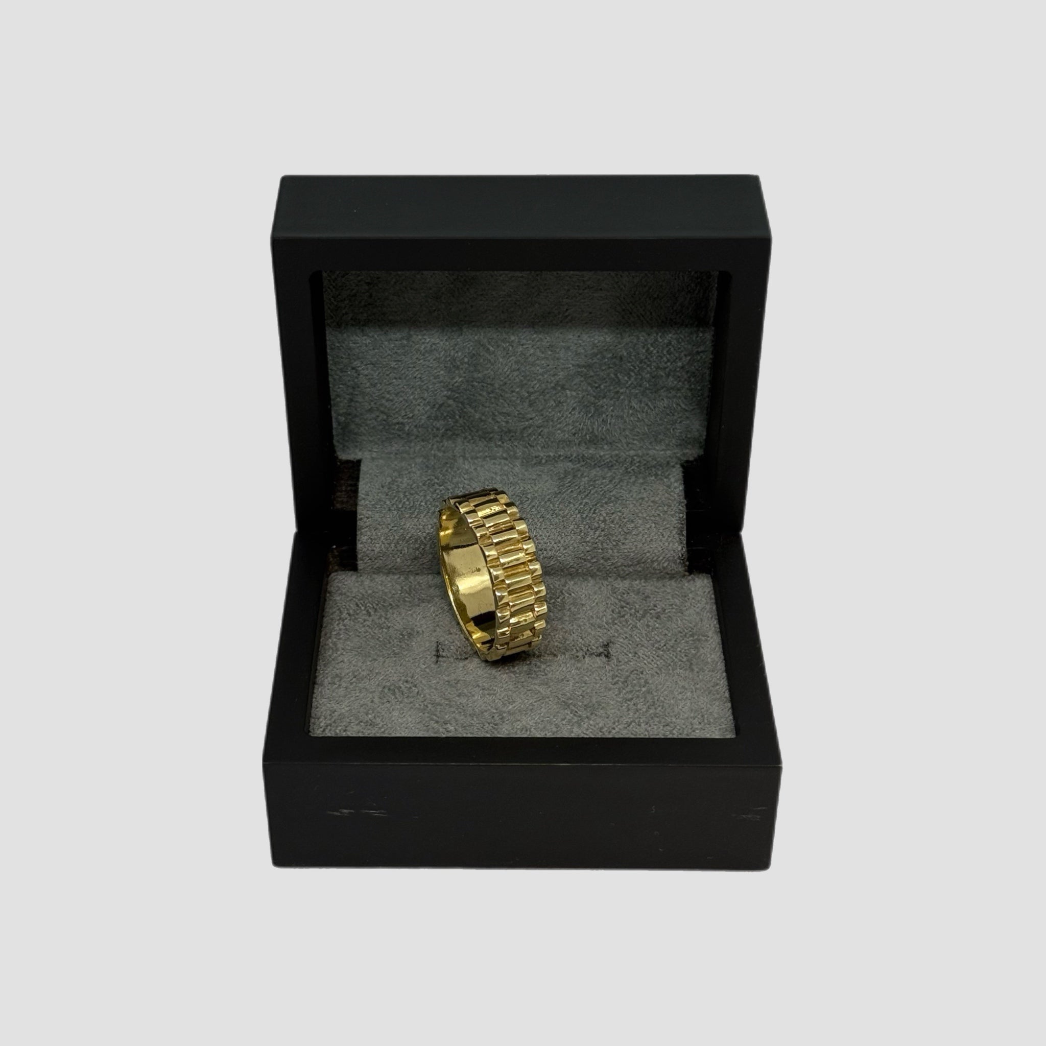 9ct Presidential Band Eternity Ring