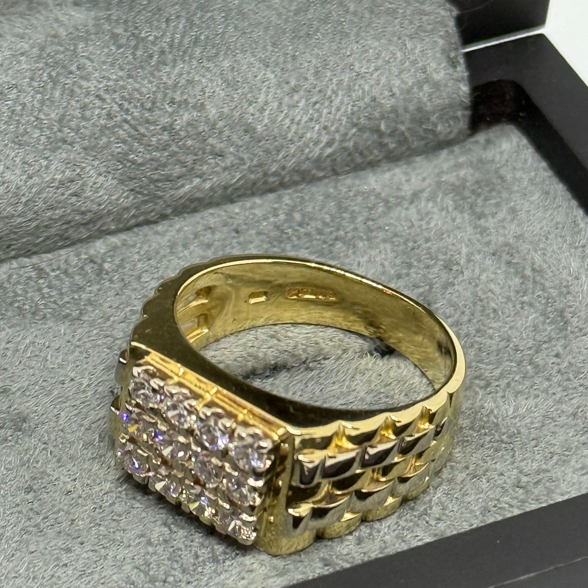 18ct Diamond Rolex Style Signet Ring