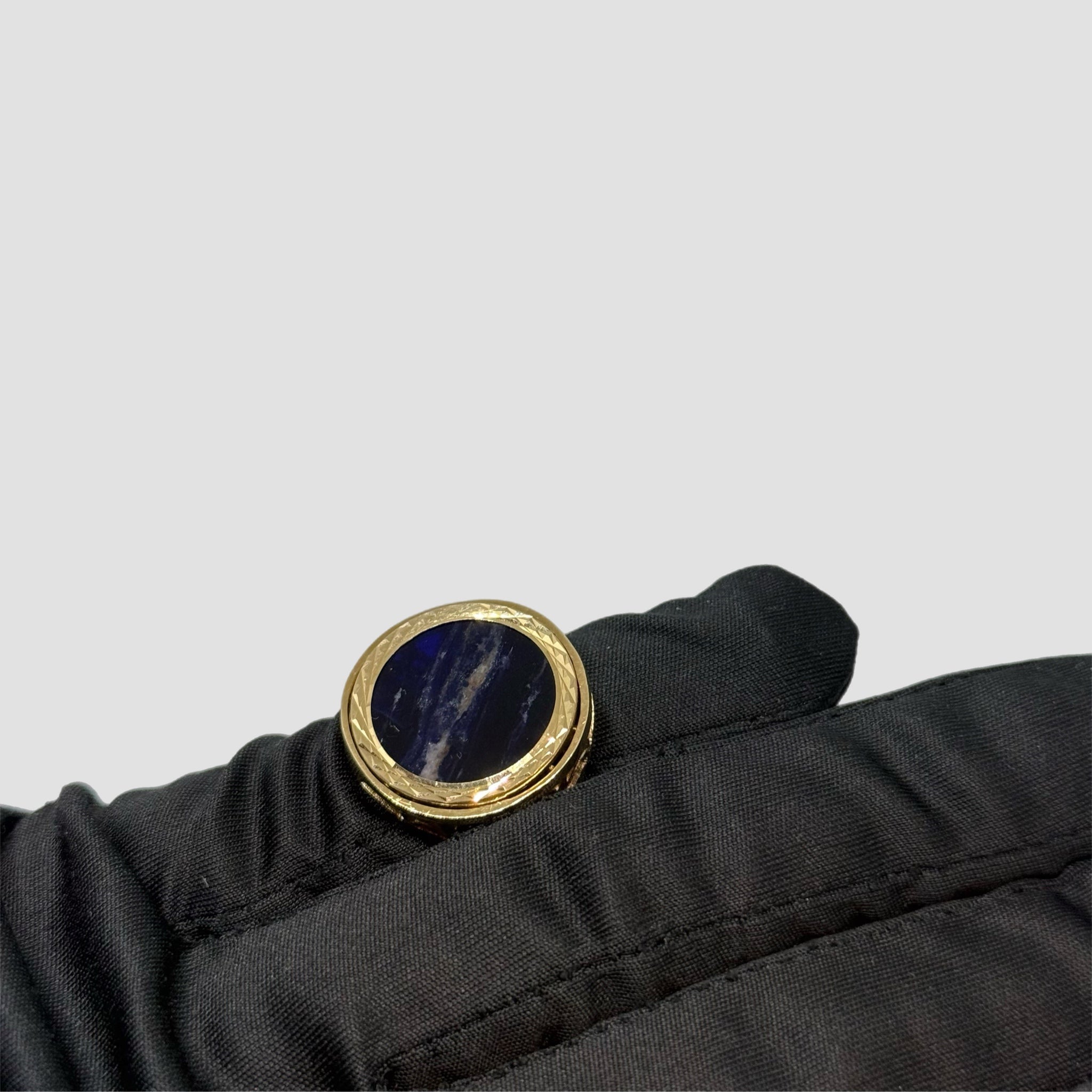 9ct Sodalite Half Sovereign Ring