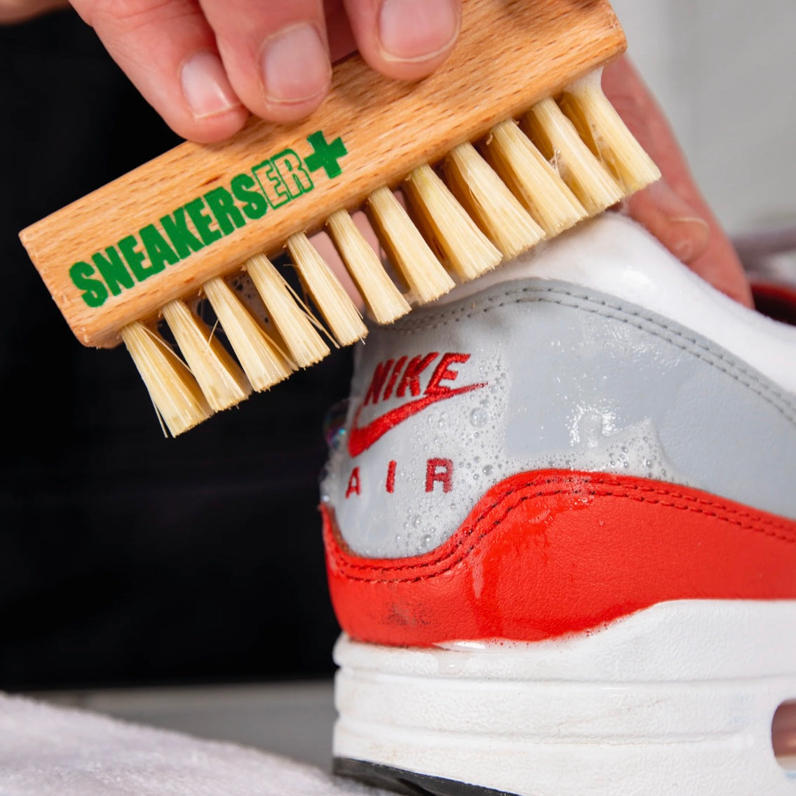 SneakersER Premium Cleaning Solution