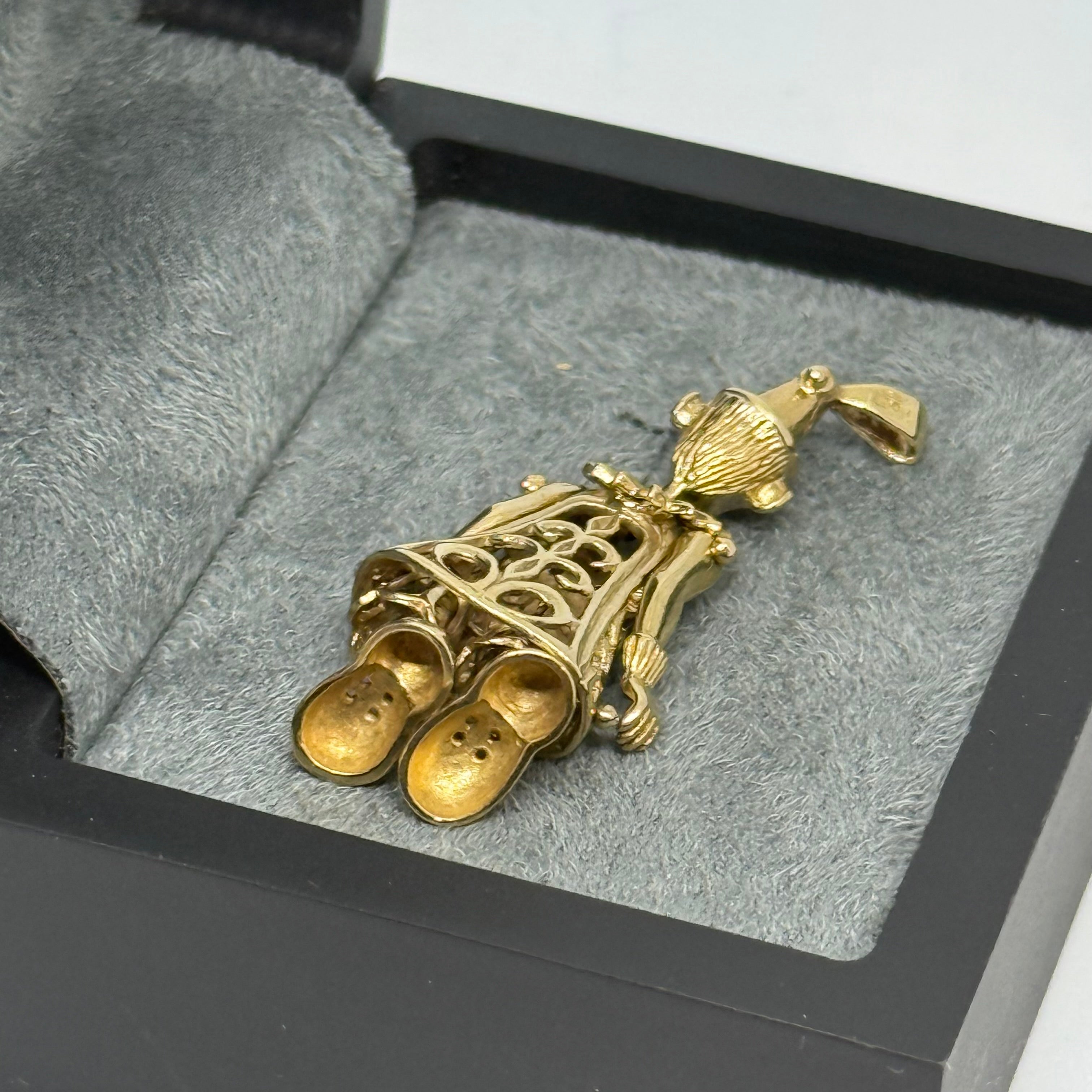 9ct Clown Pendant Charm