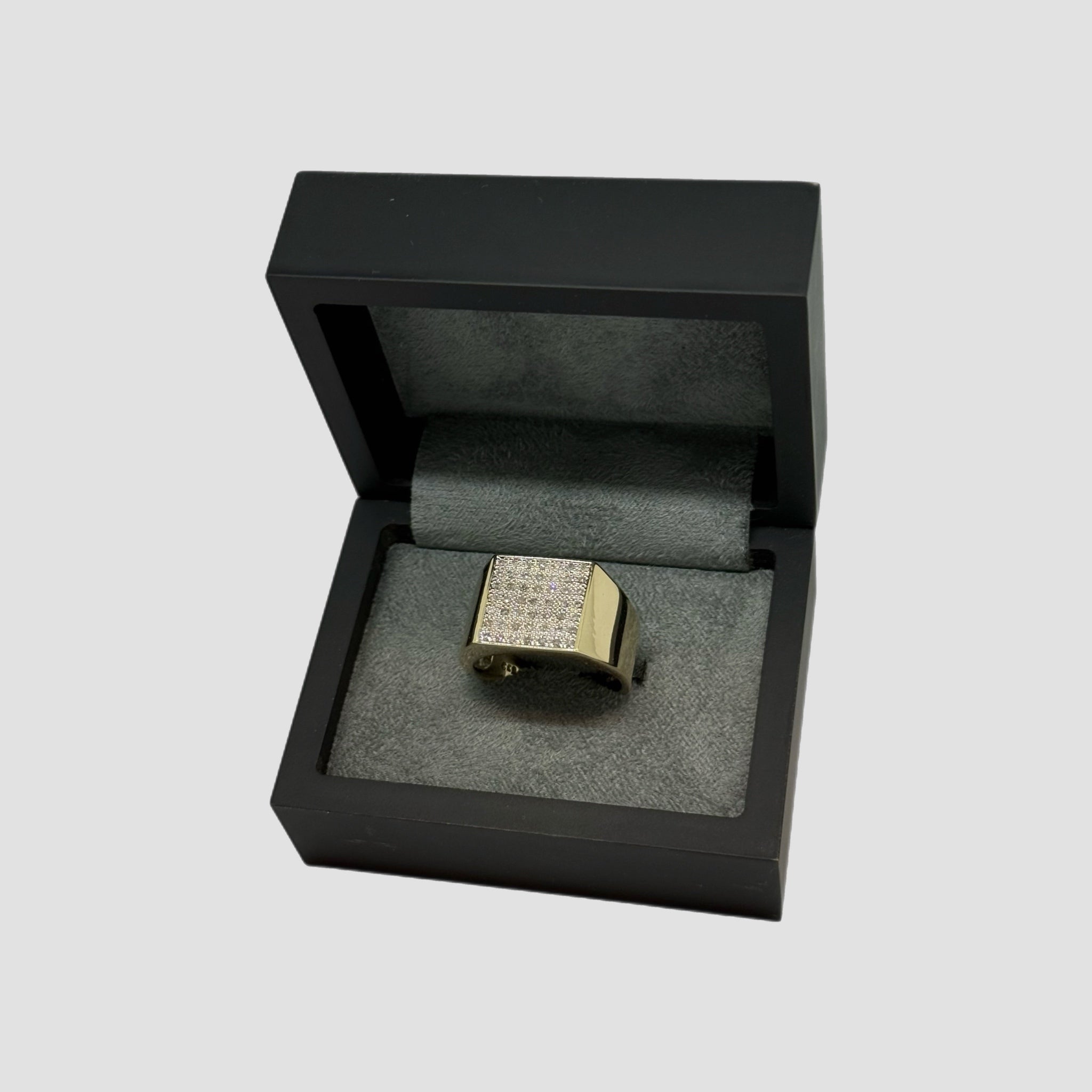 9ct Diamond Cluster Signet Ring