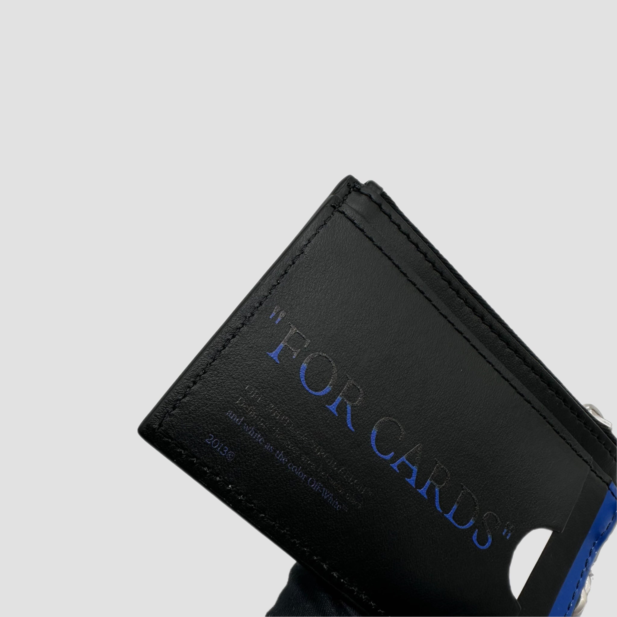 Off-White Quote Bookish Keyring Card Case Wallet