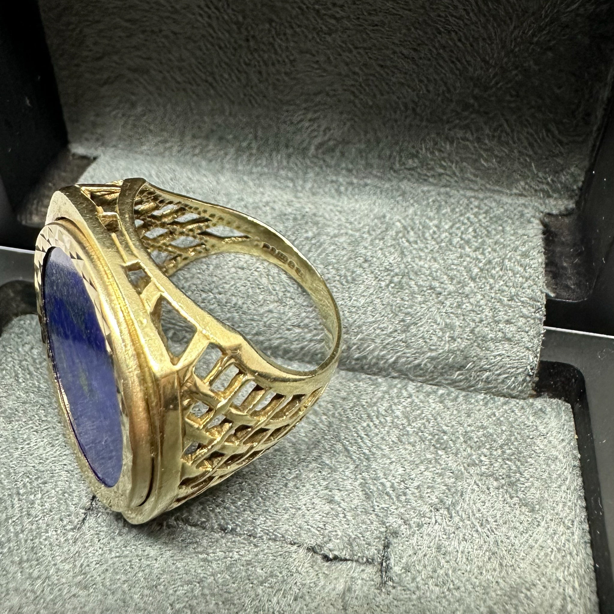 9ct Lapis Lazuli Full Sovereign