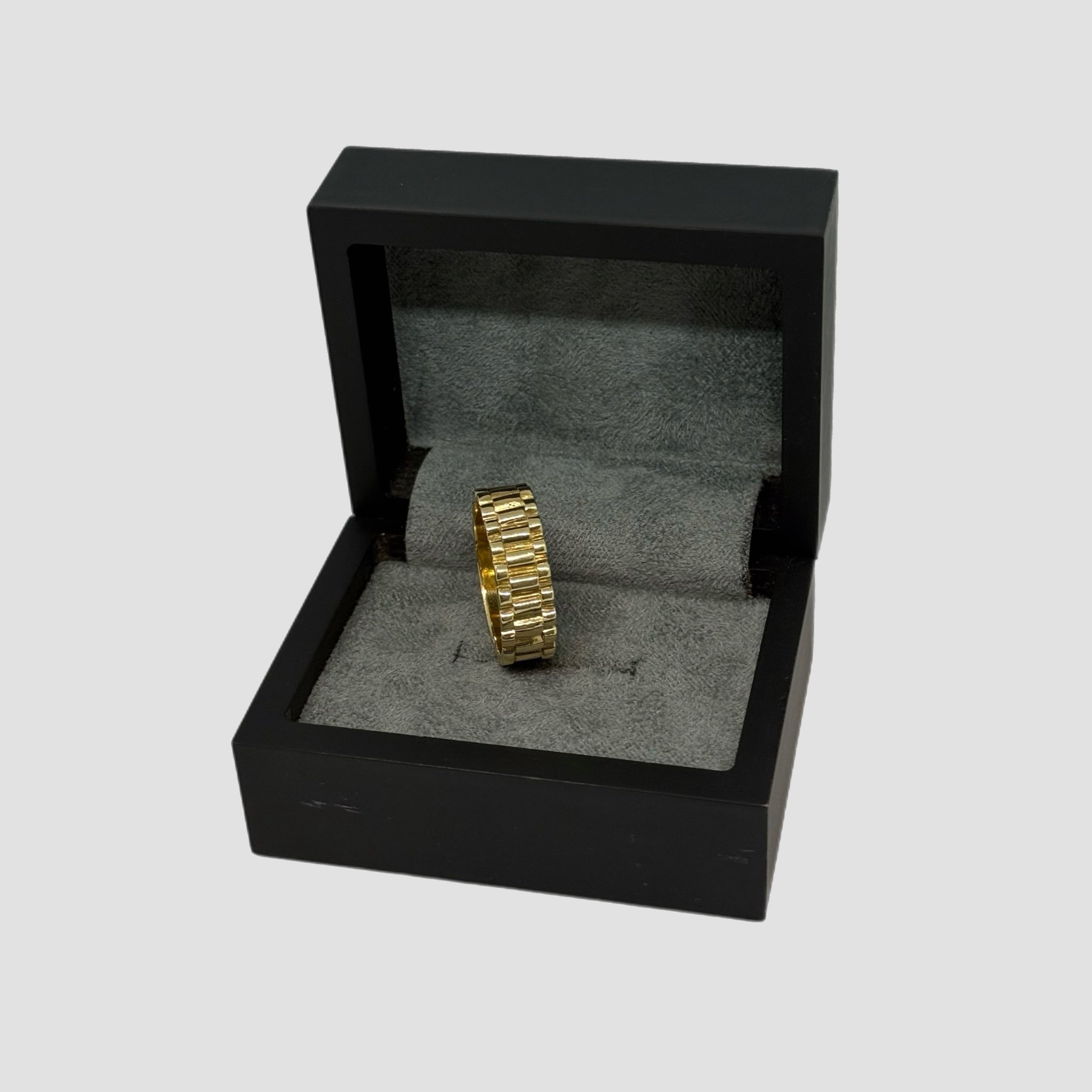 9ct Presidential Band Eternity Ring