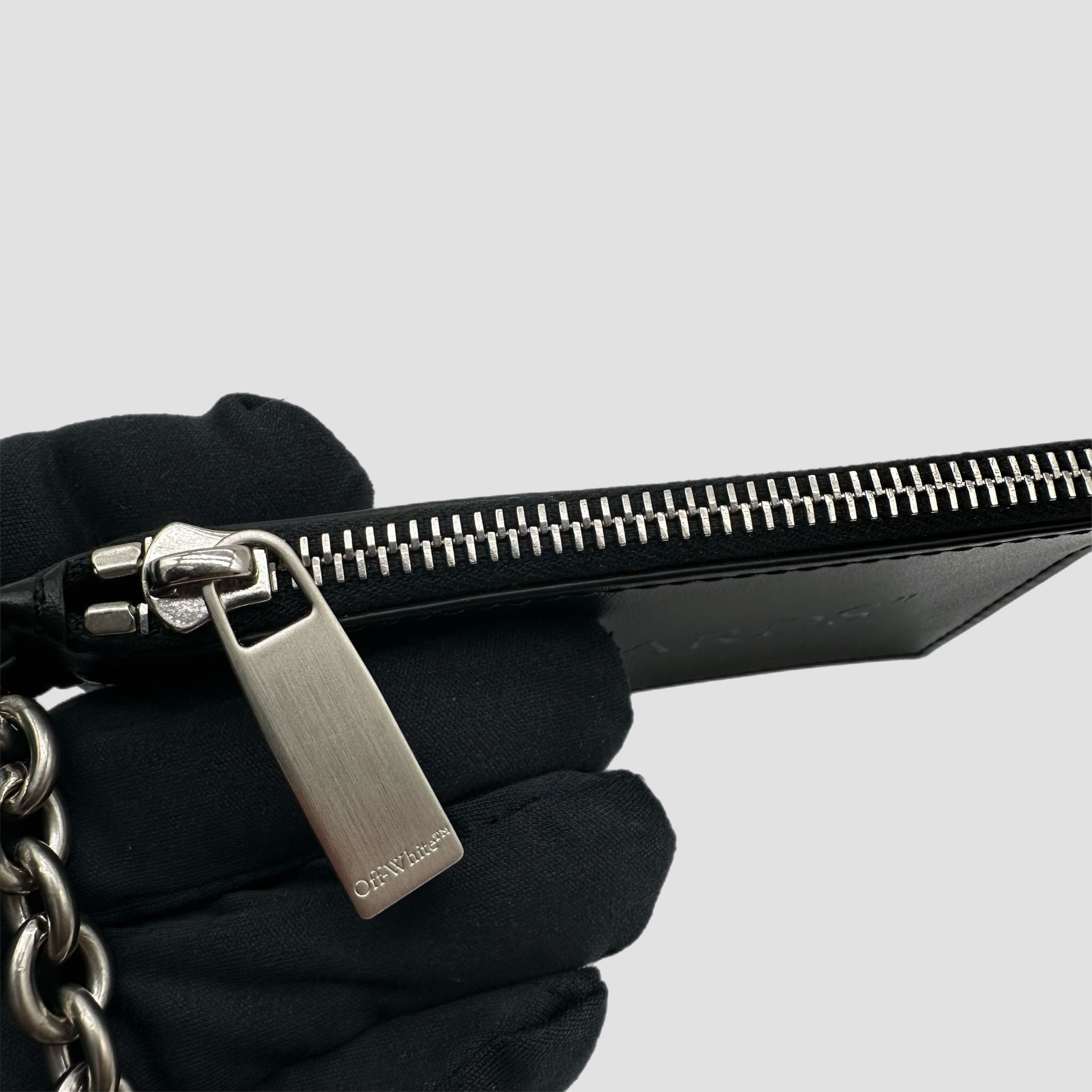 Off-White Quote Bookish Keyring Card Case Wallet