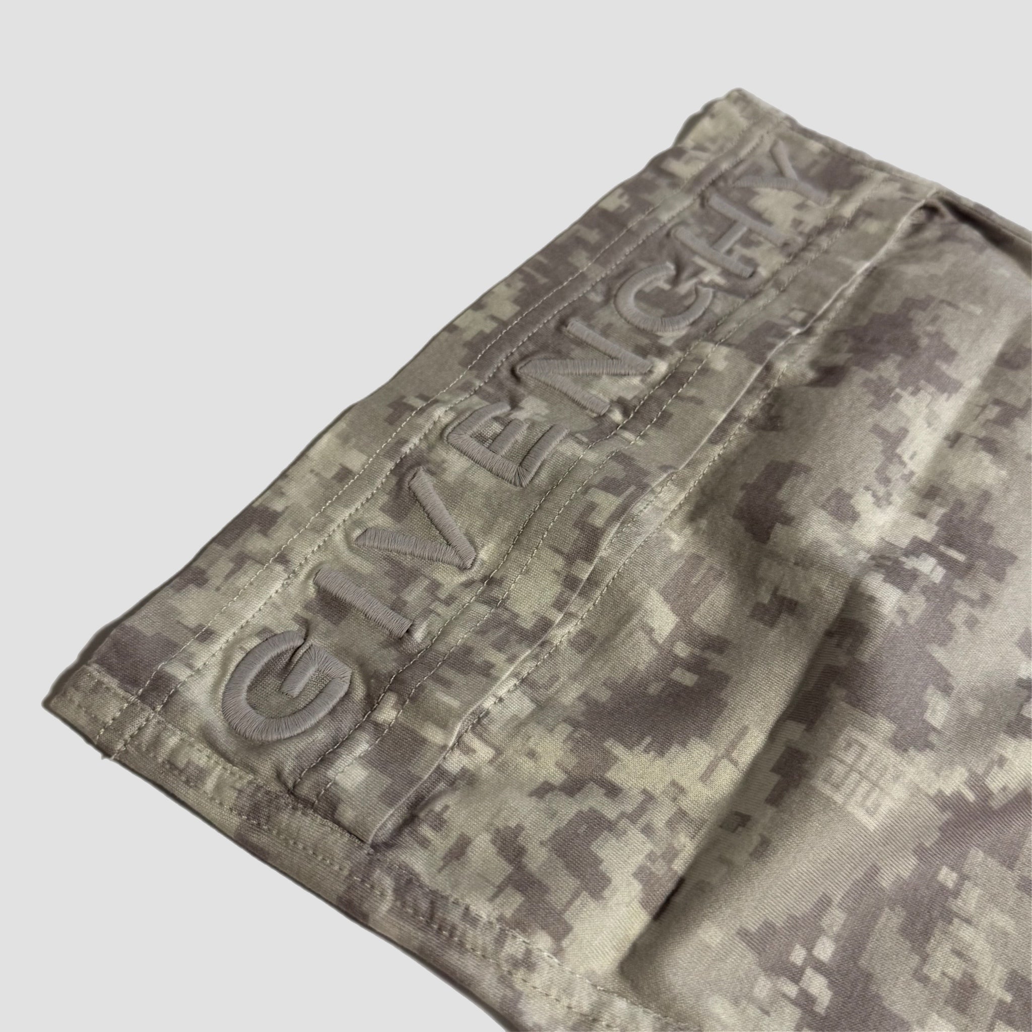 Givenchy New Balaclava Pearl Grey