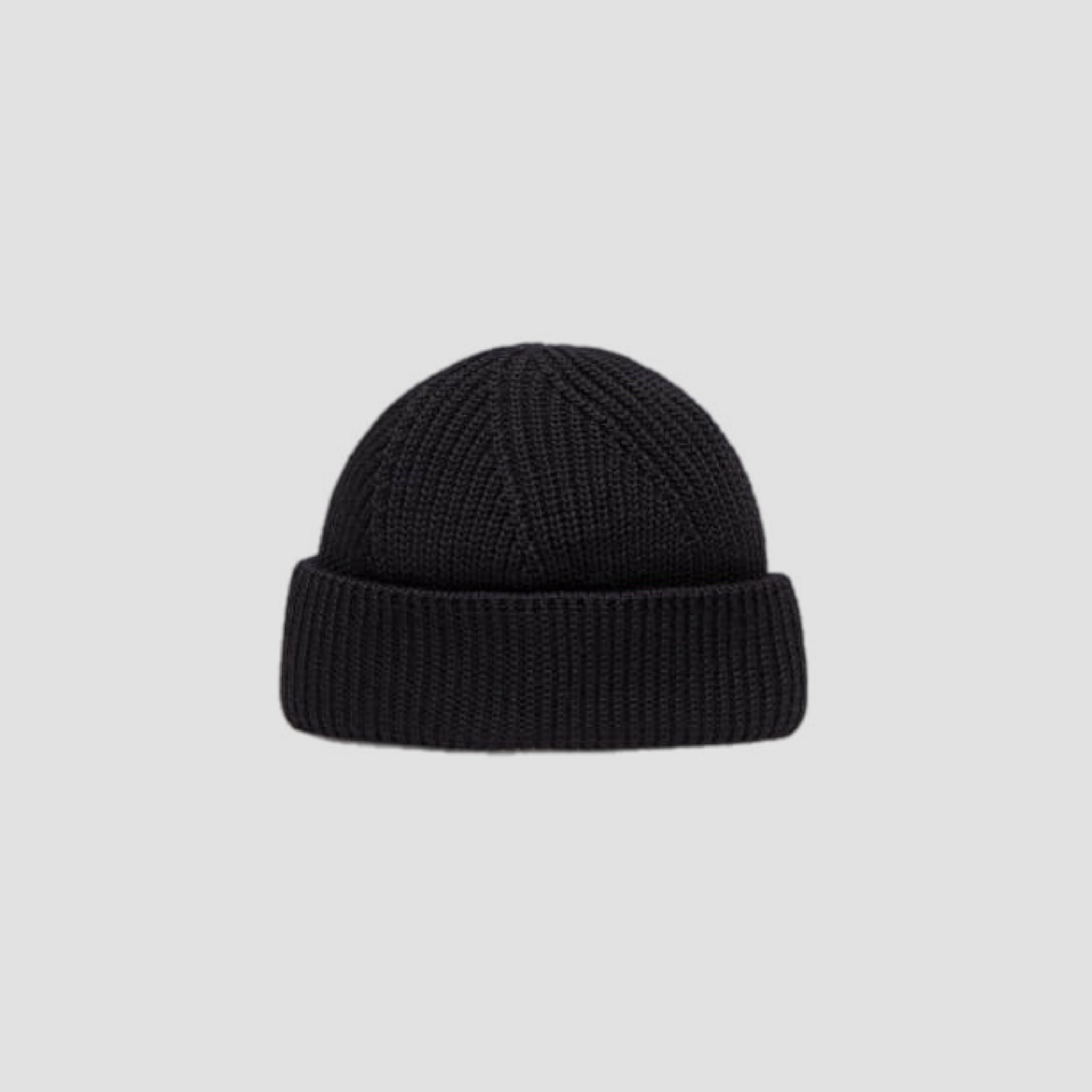 Heliot Emil Beanie With Metal Plate Logo