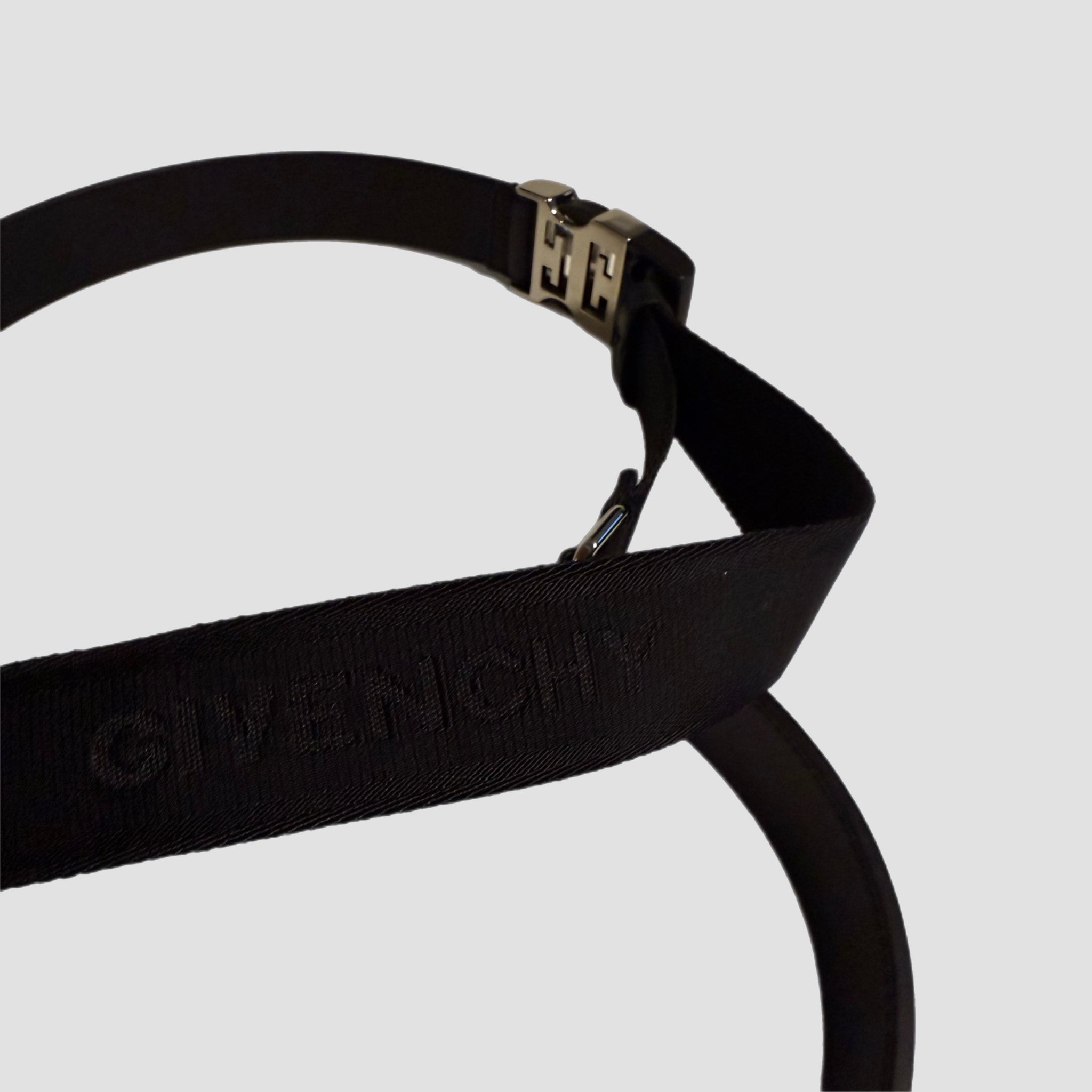 Givenchy 4G Release buckle belt in leather