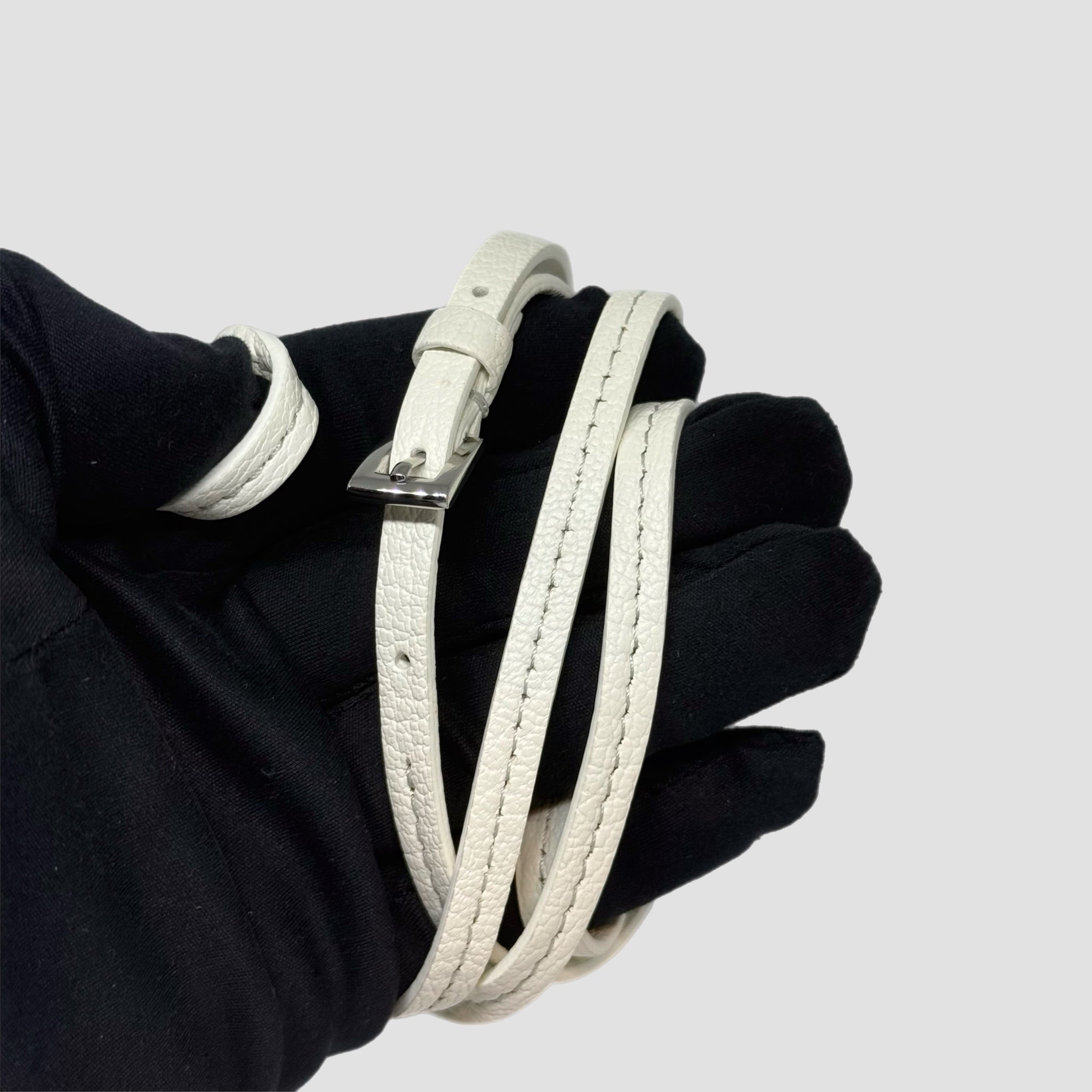 Maison Margiela Strapped Airpods Pro Case White