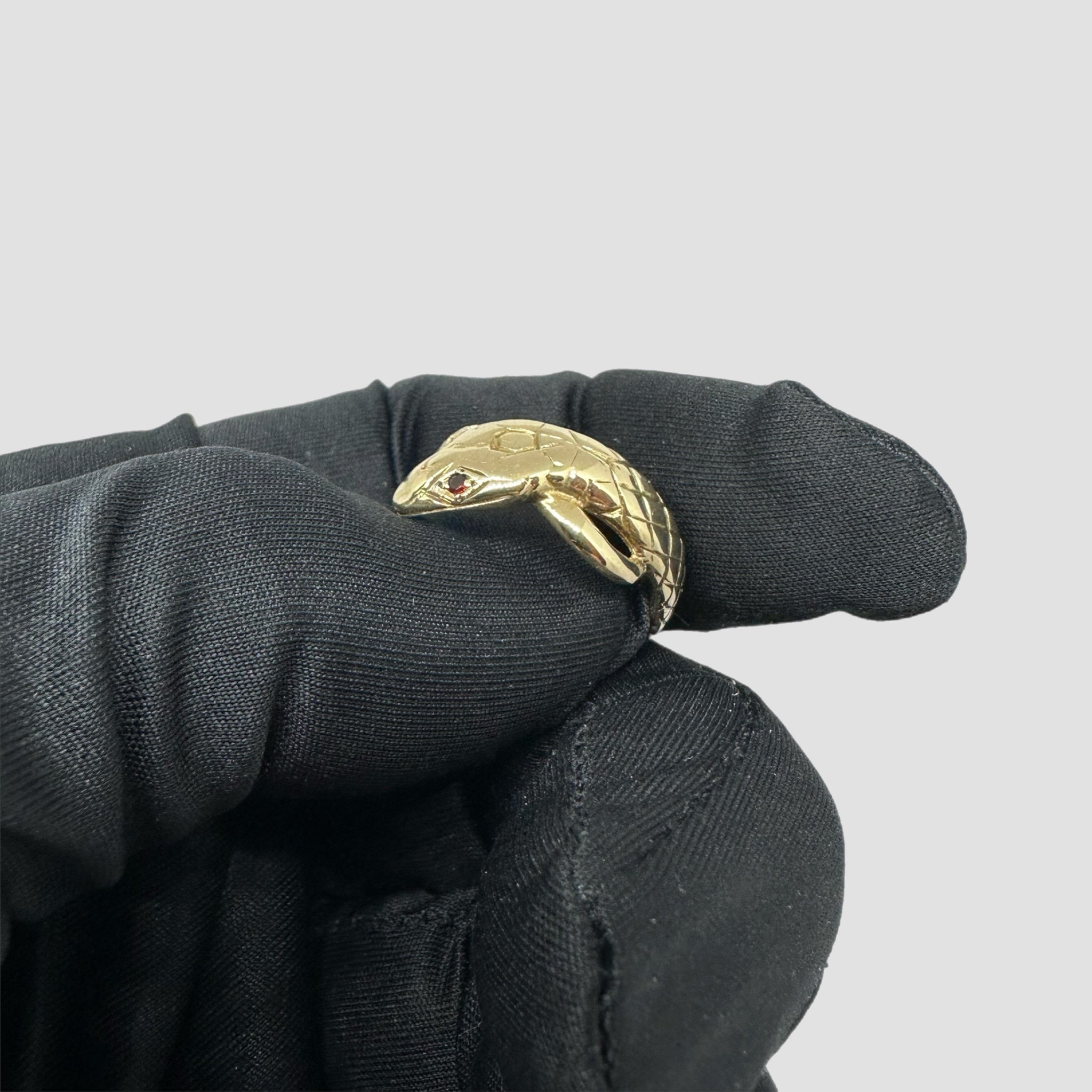 9ct Snake Ring With Garnets