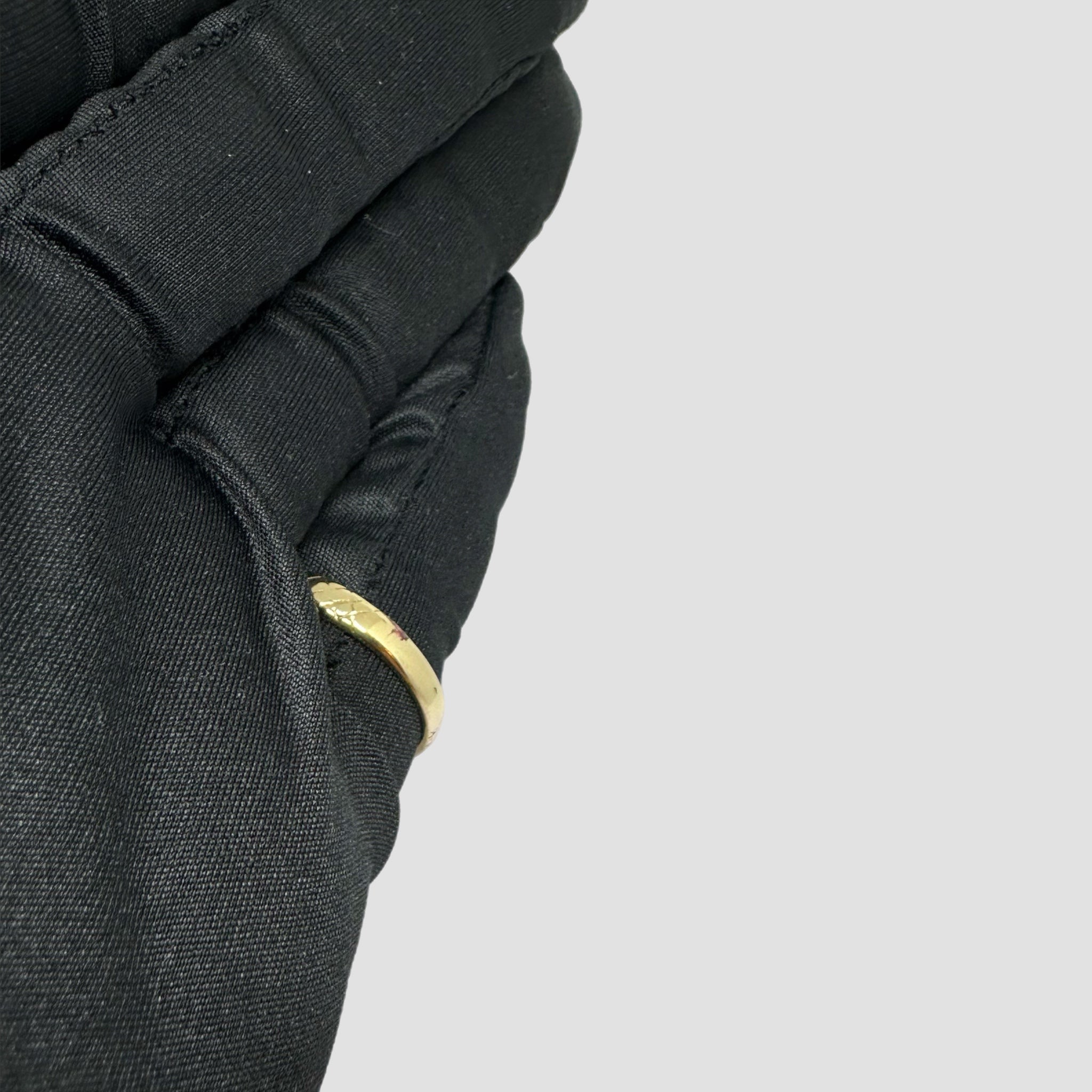 9ct Snake Ring With Garnets