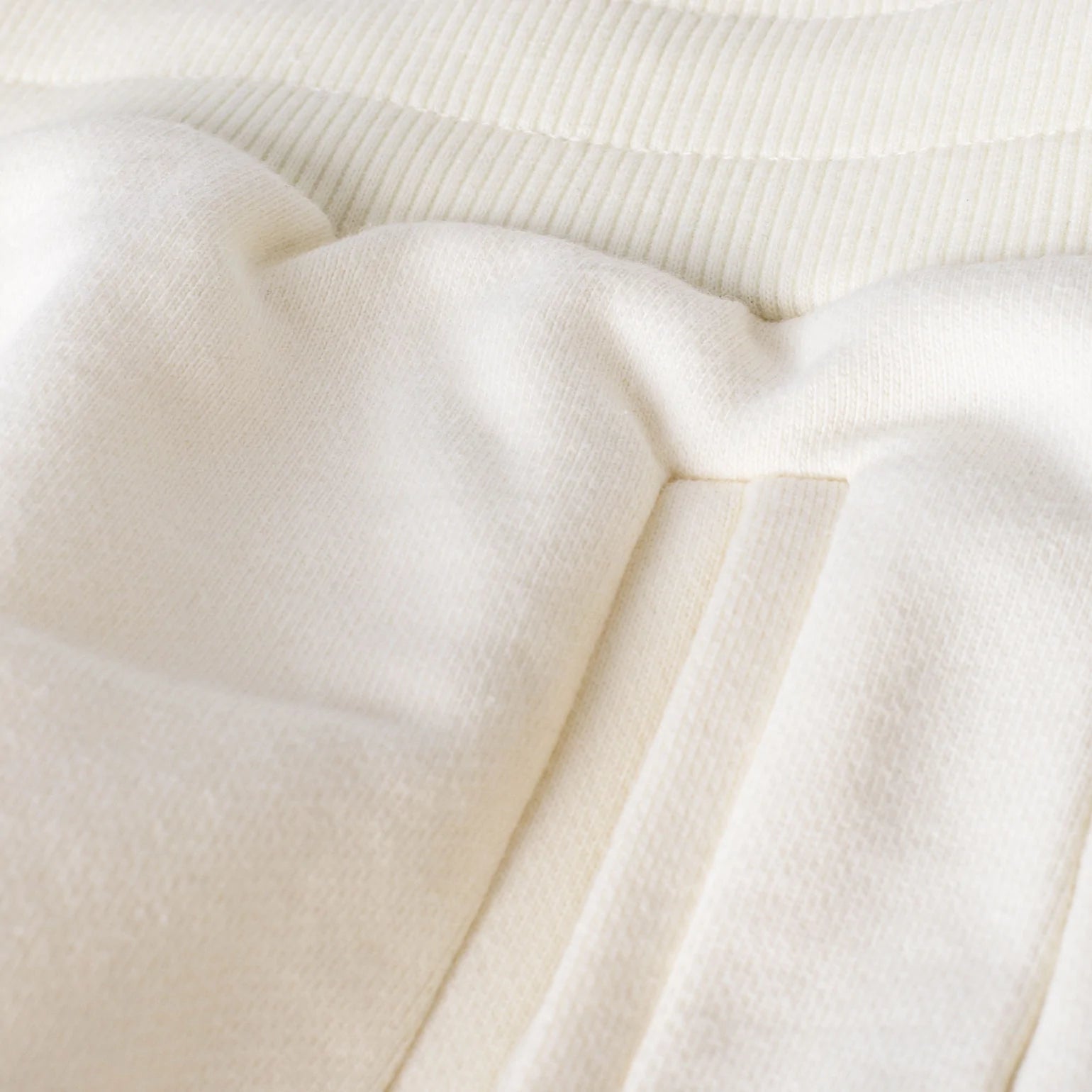 Cream Sweatshorts Original Allure