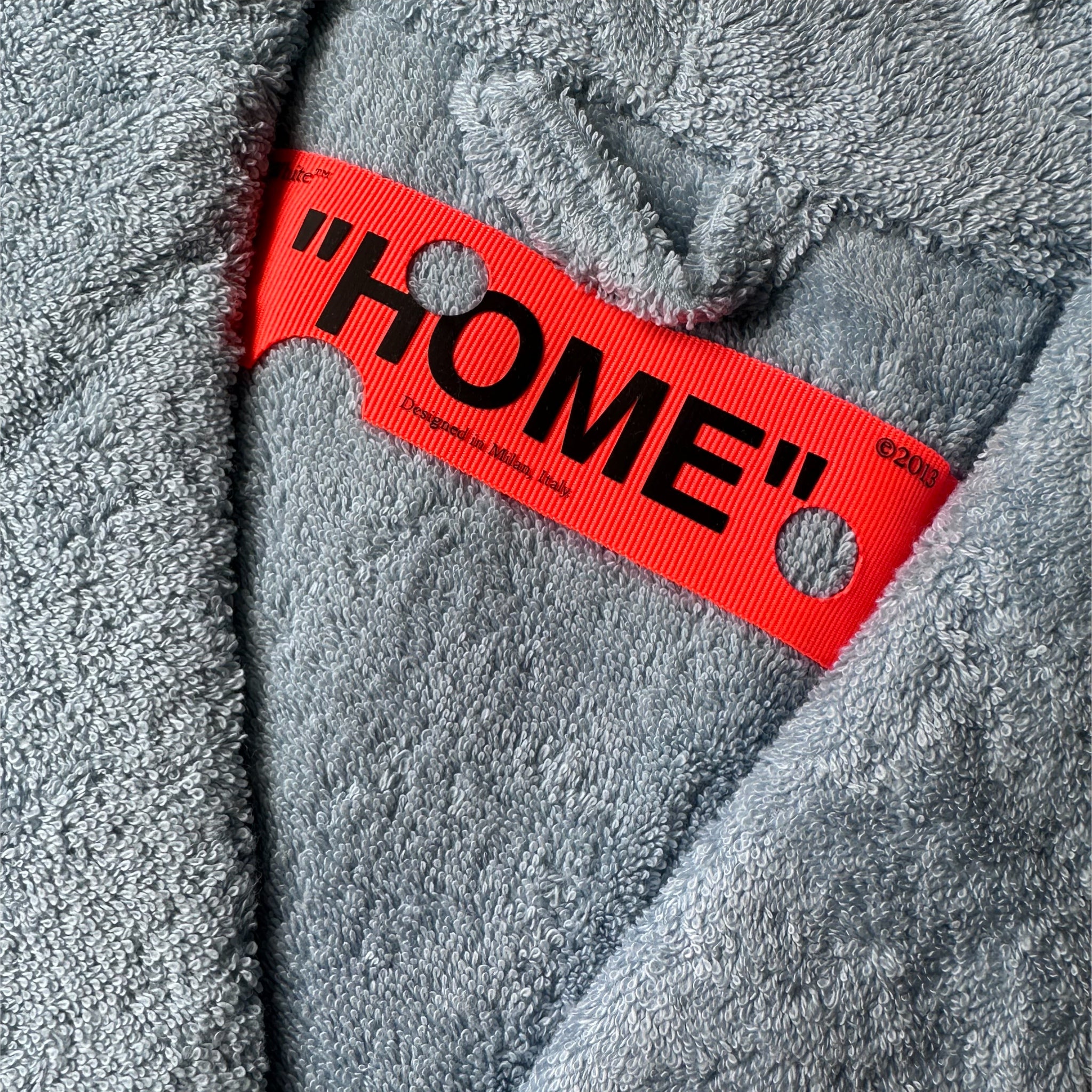 Off-White Arrow Leaves Logo Bathrobe Baby Blue