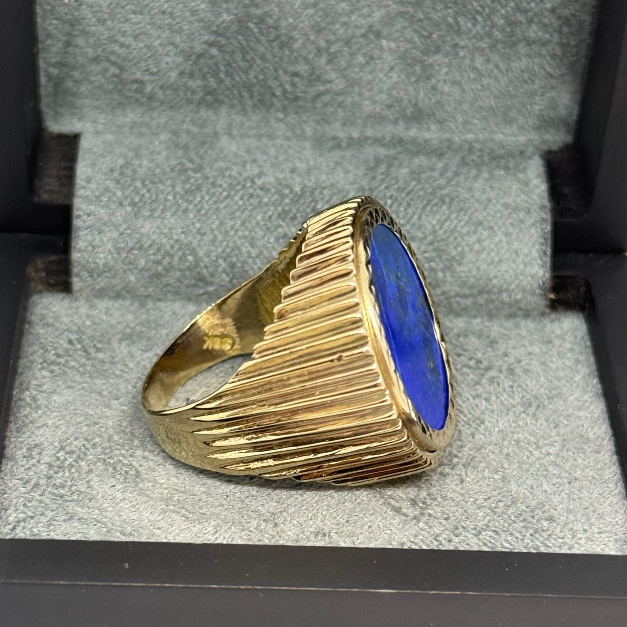 9ct Lapis Lazuli Full Sovereign Ring