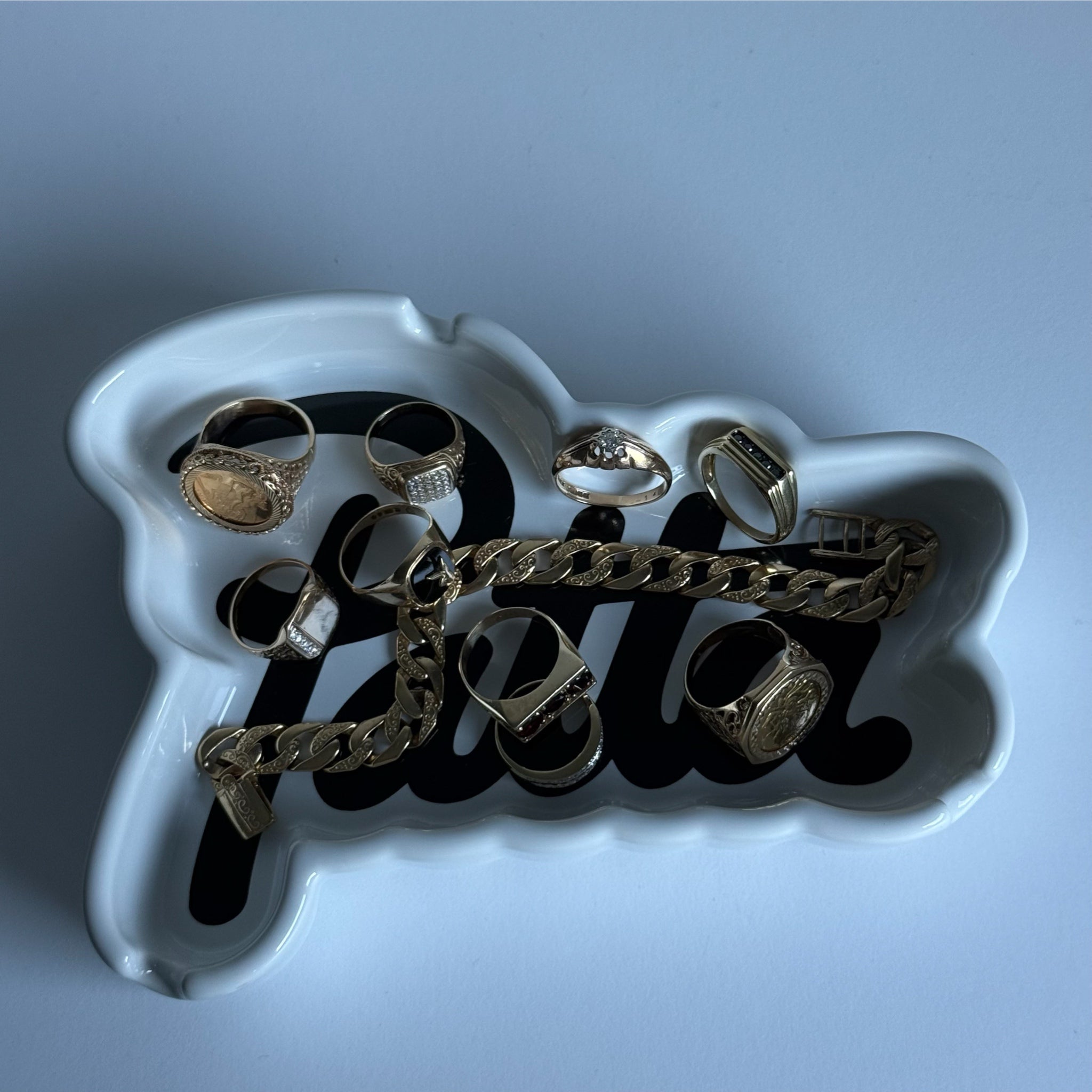 Patta Script Logo Ashtray
