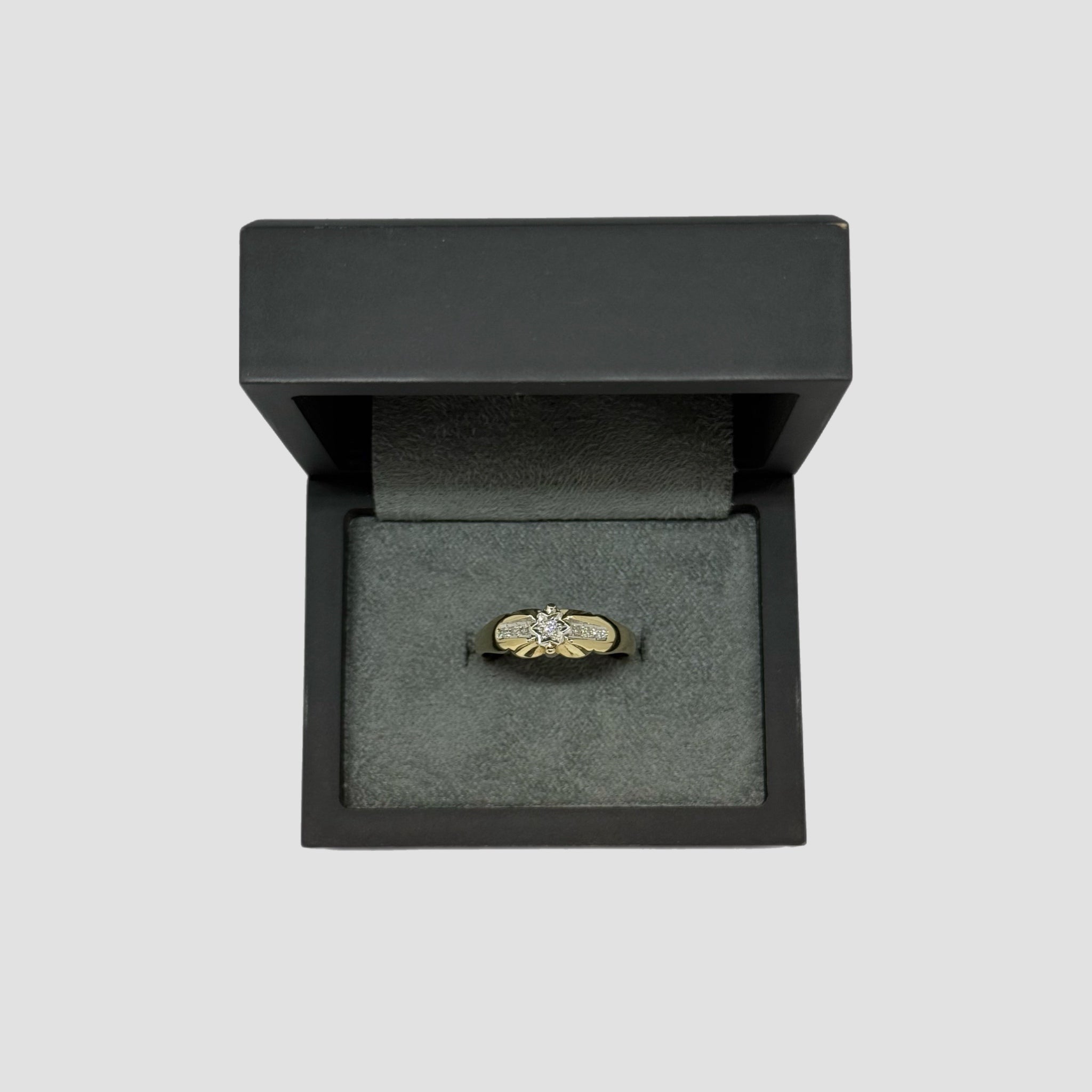 9ct Gold Gypsy Diamond Ring