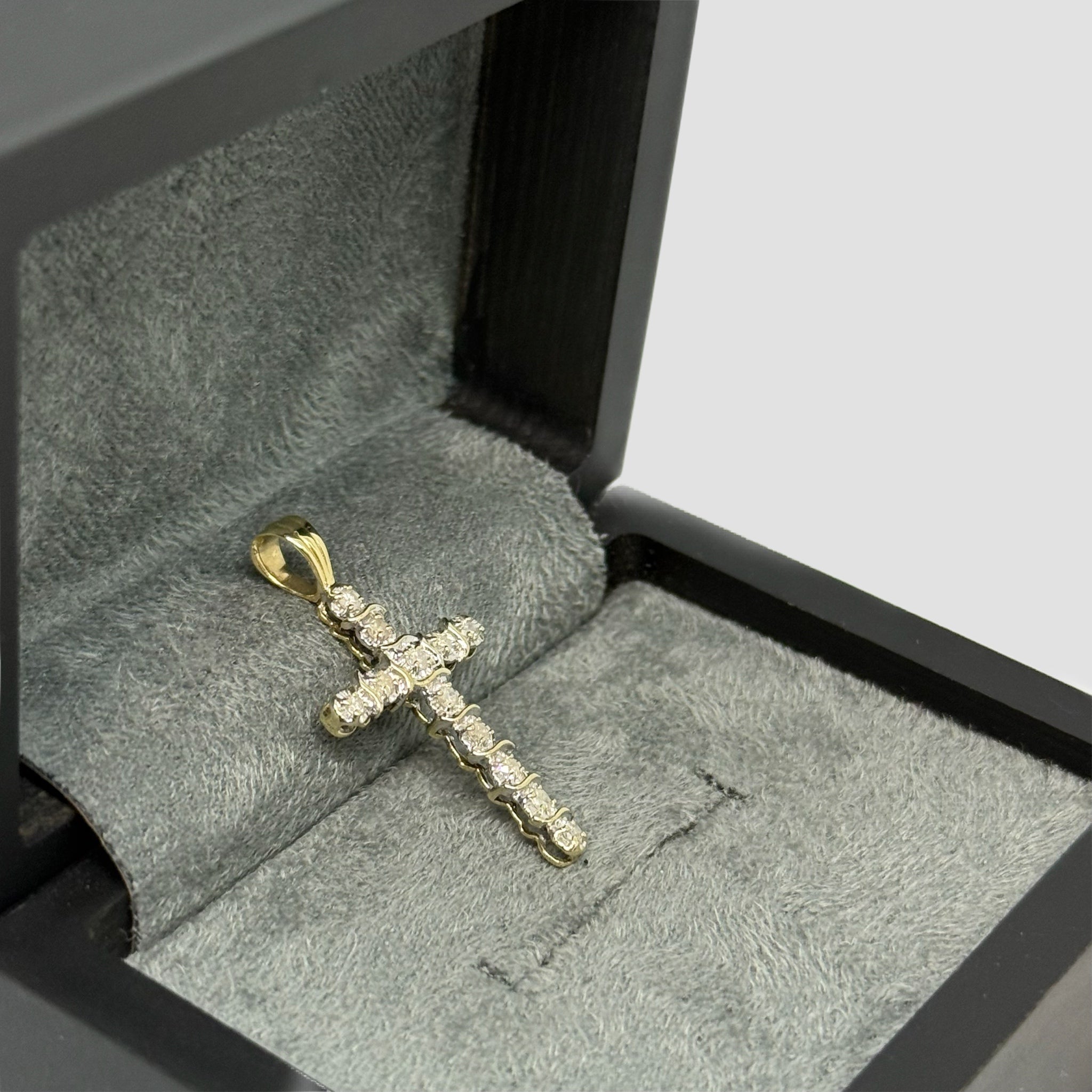 9ct Diamond Cross Pendant