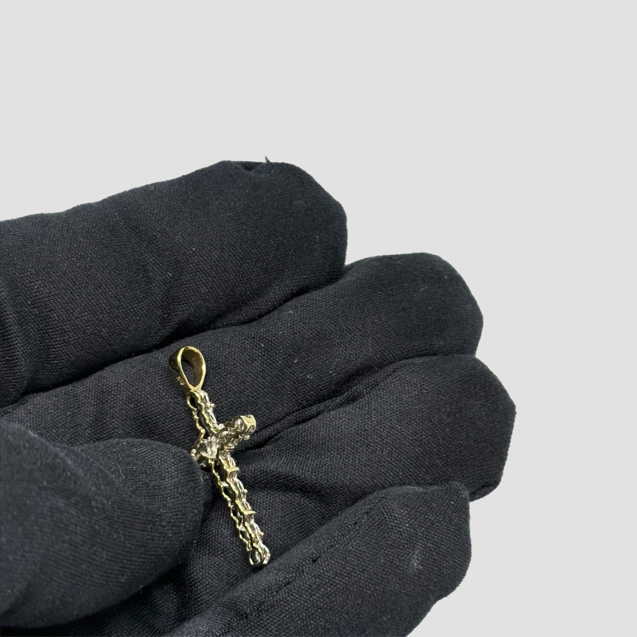 9ct Diamond Cross Pendant