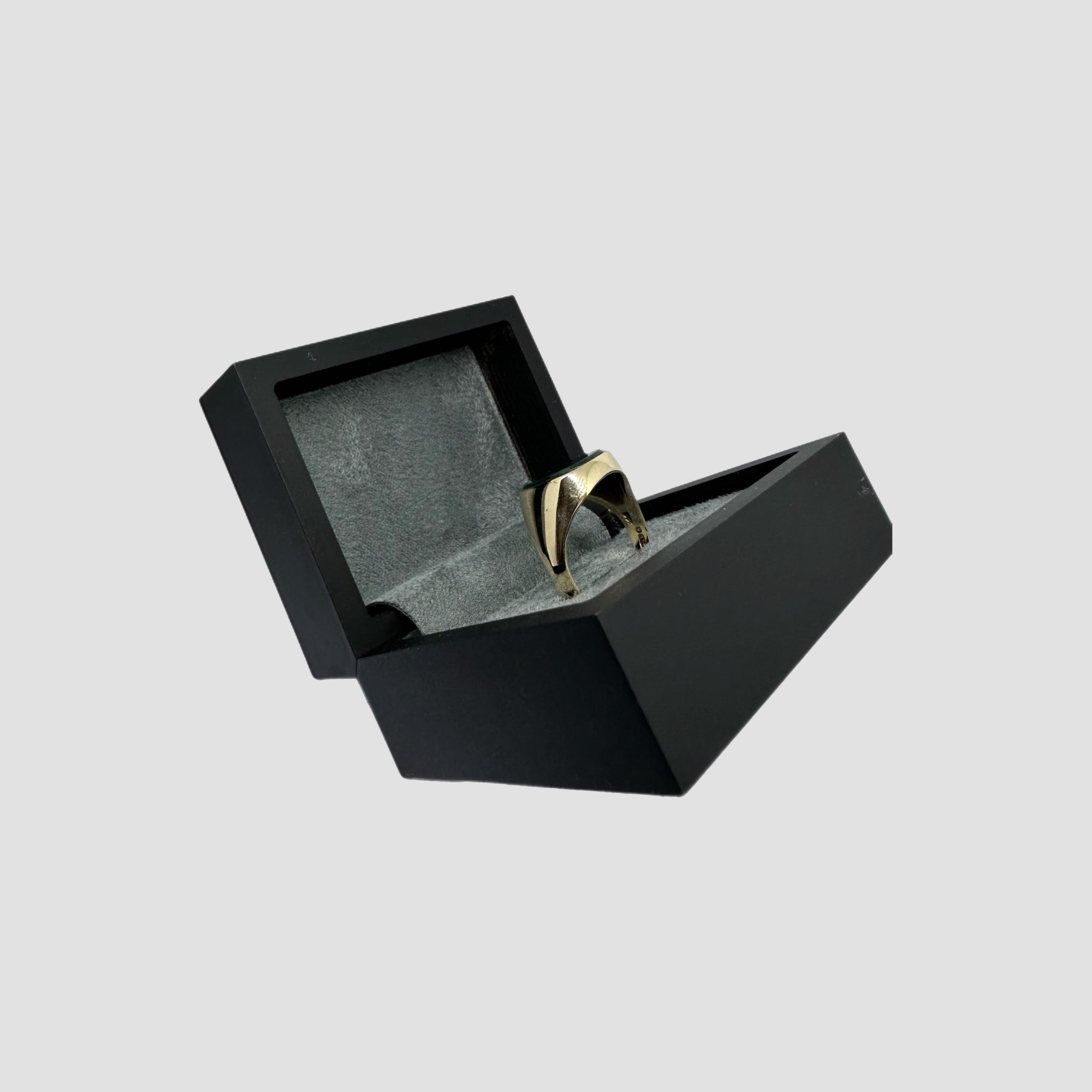 9ct Bloodstone Signet Ring