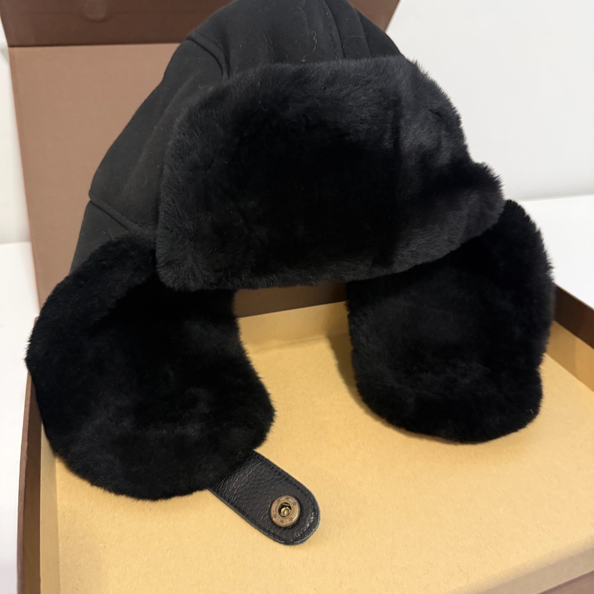 UGG Auzland Authentic Sheepskin Trapper Hat