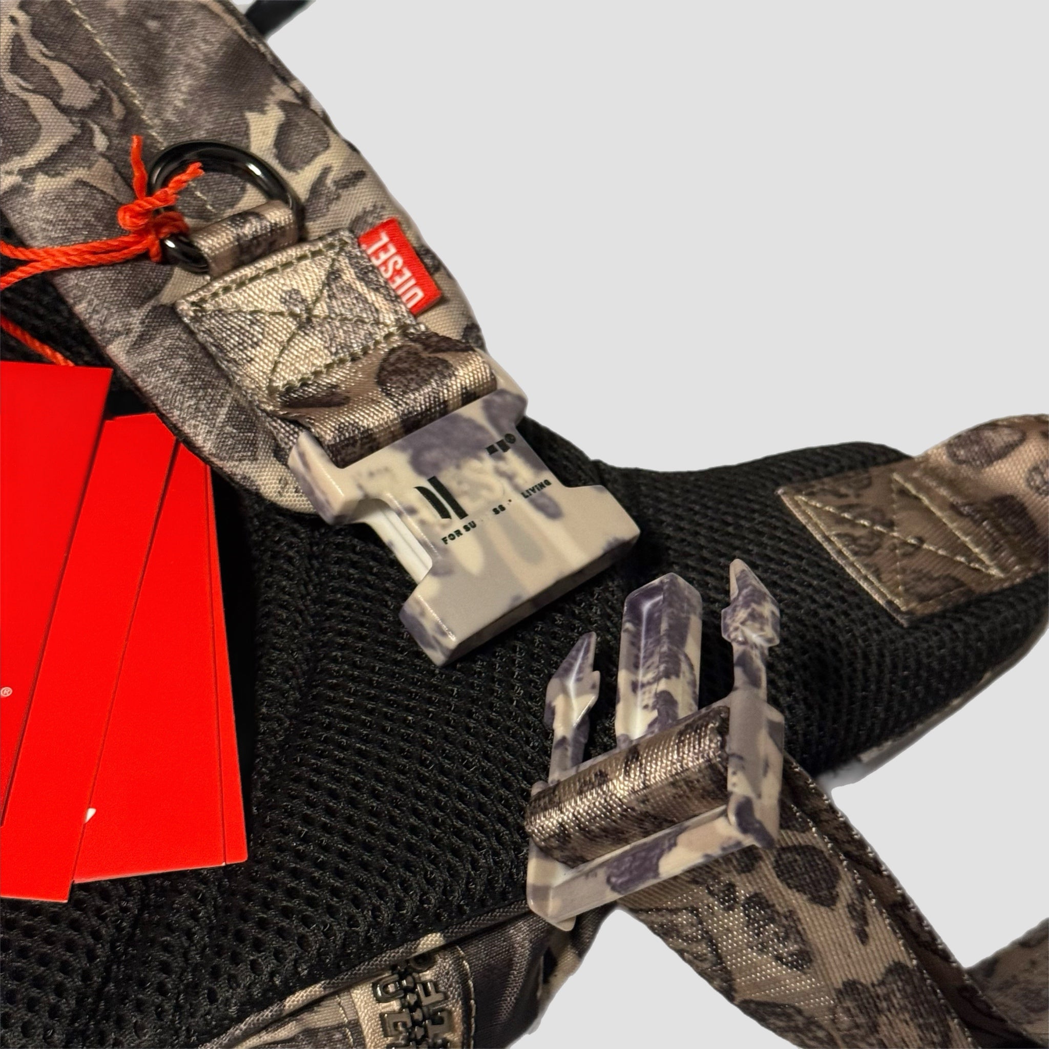 Diesel Zip-D Sling Backpack Incense Grey