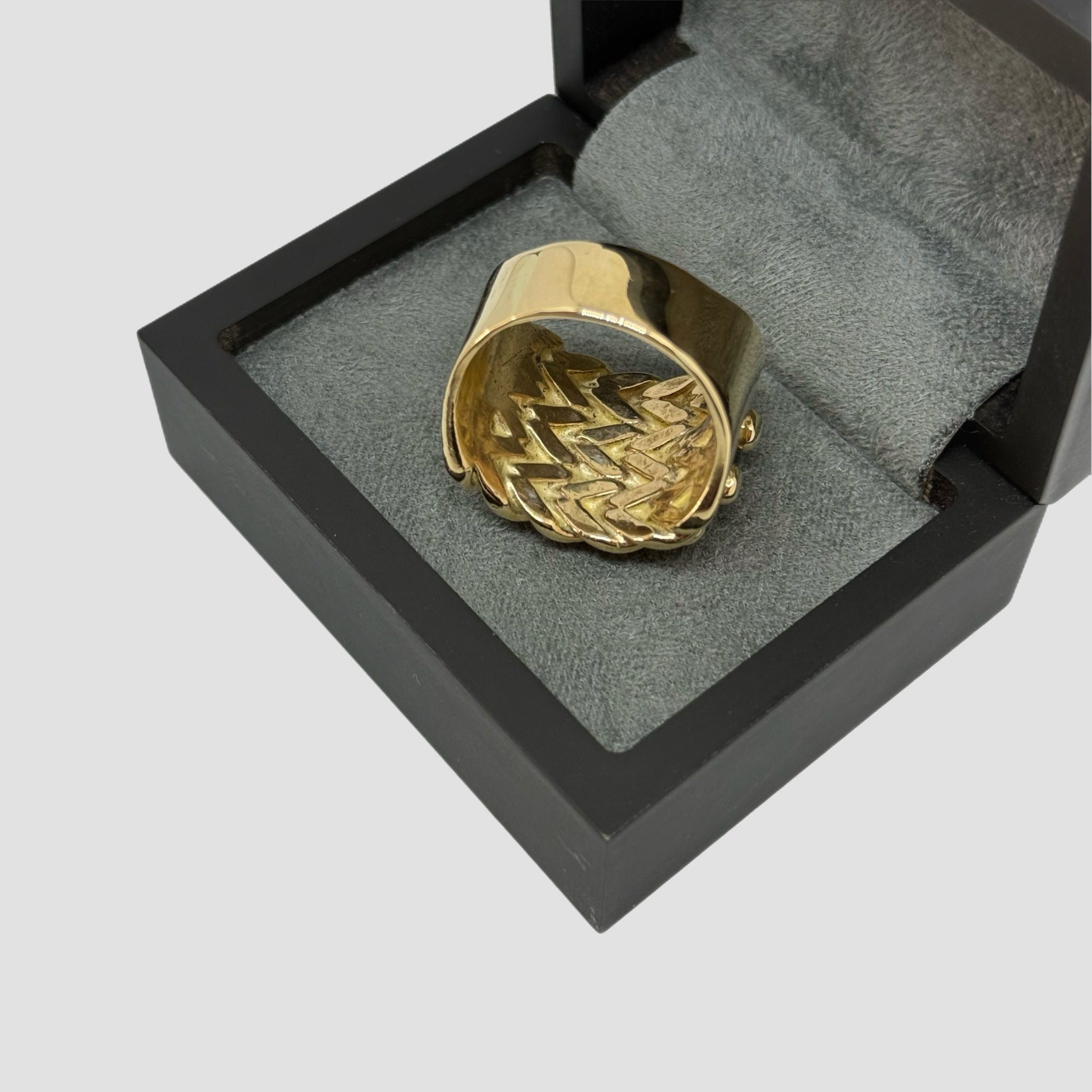 9ct 5 Row Keeper Ring