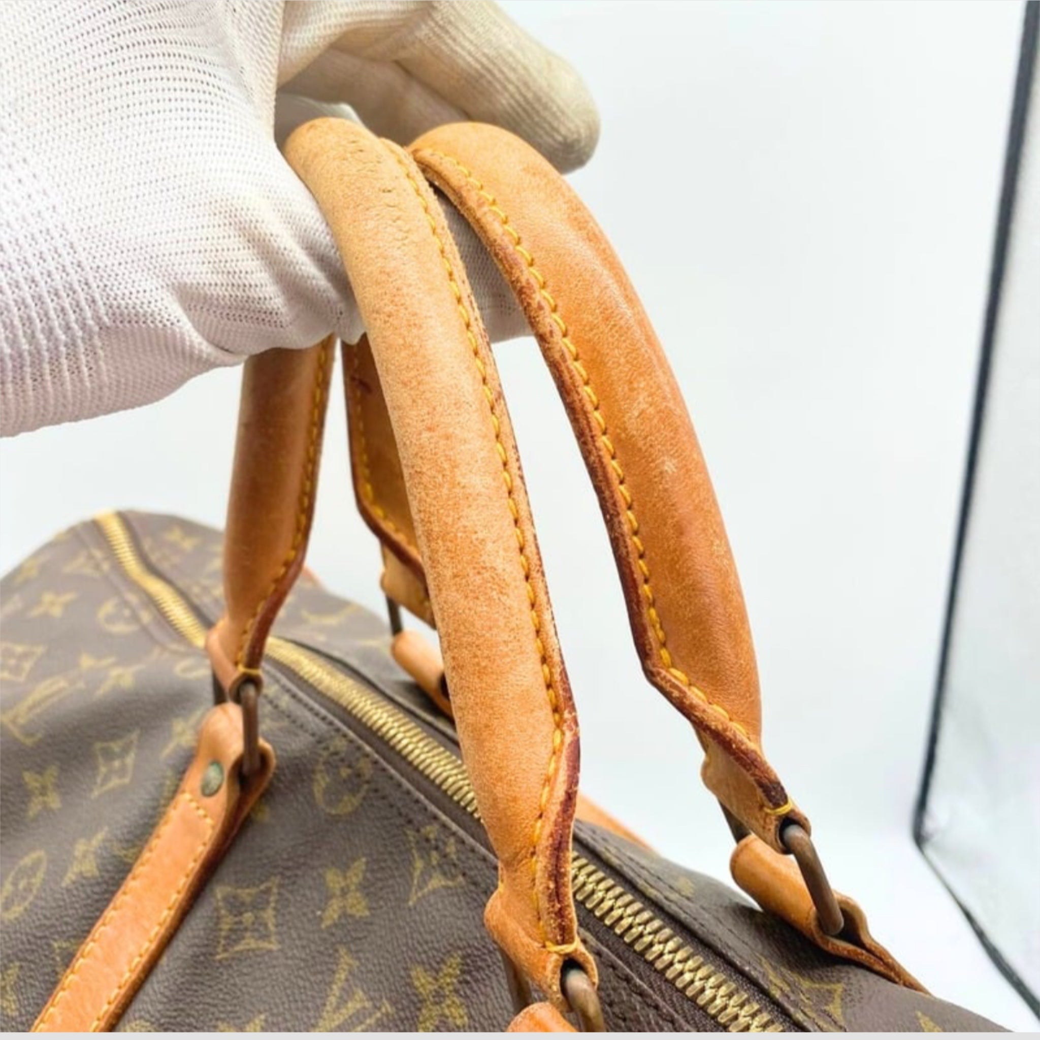 Louis Vuitton Keepall 55 Bandouliere Bag