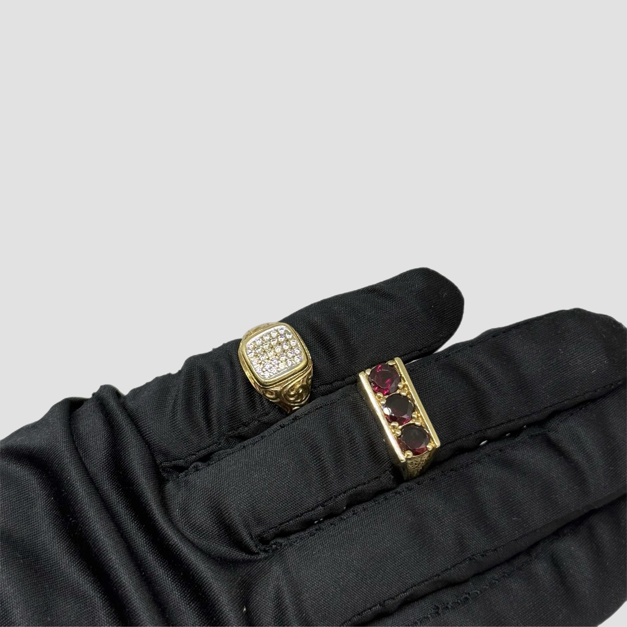 9ct Diamond Cluster Signet Ring