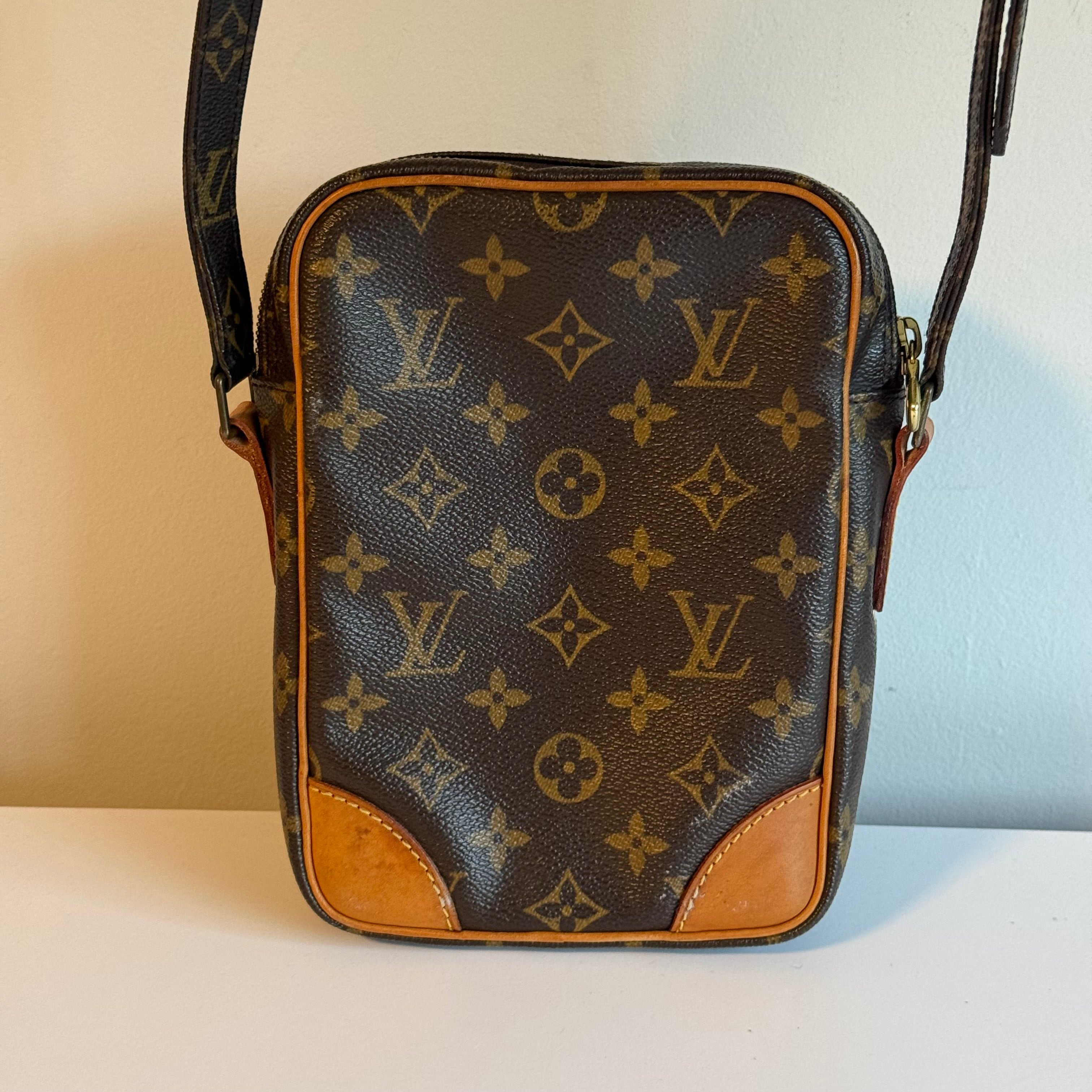 Louis Vuitton Amazon Side Bag Monogram