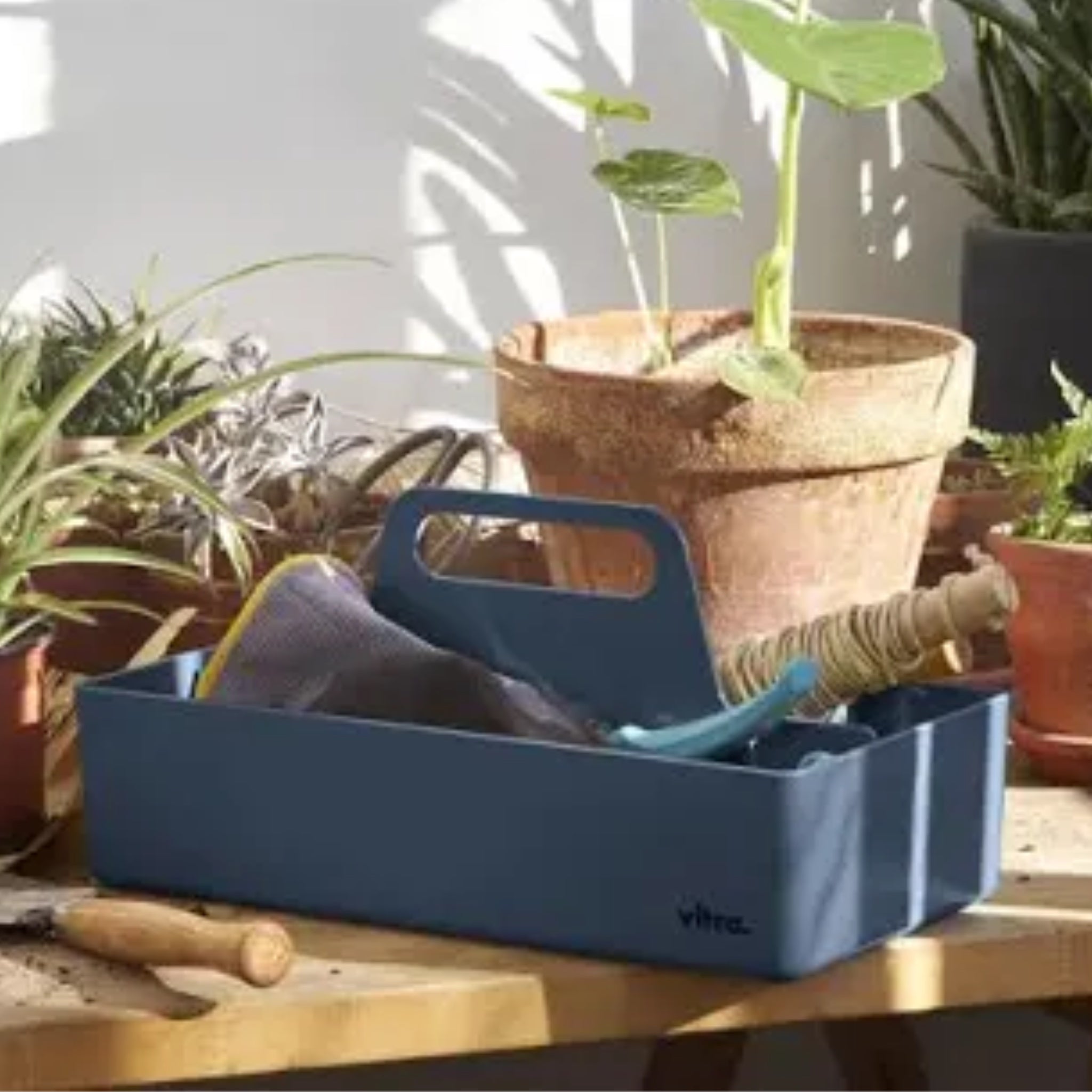 Forma Vitra Toolbox by Arik Levy