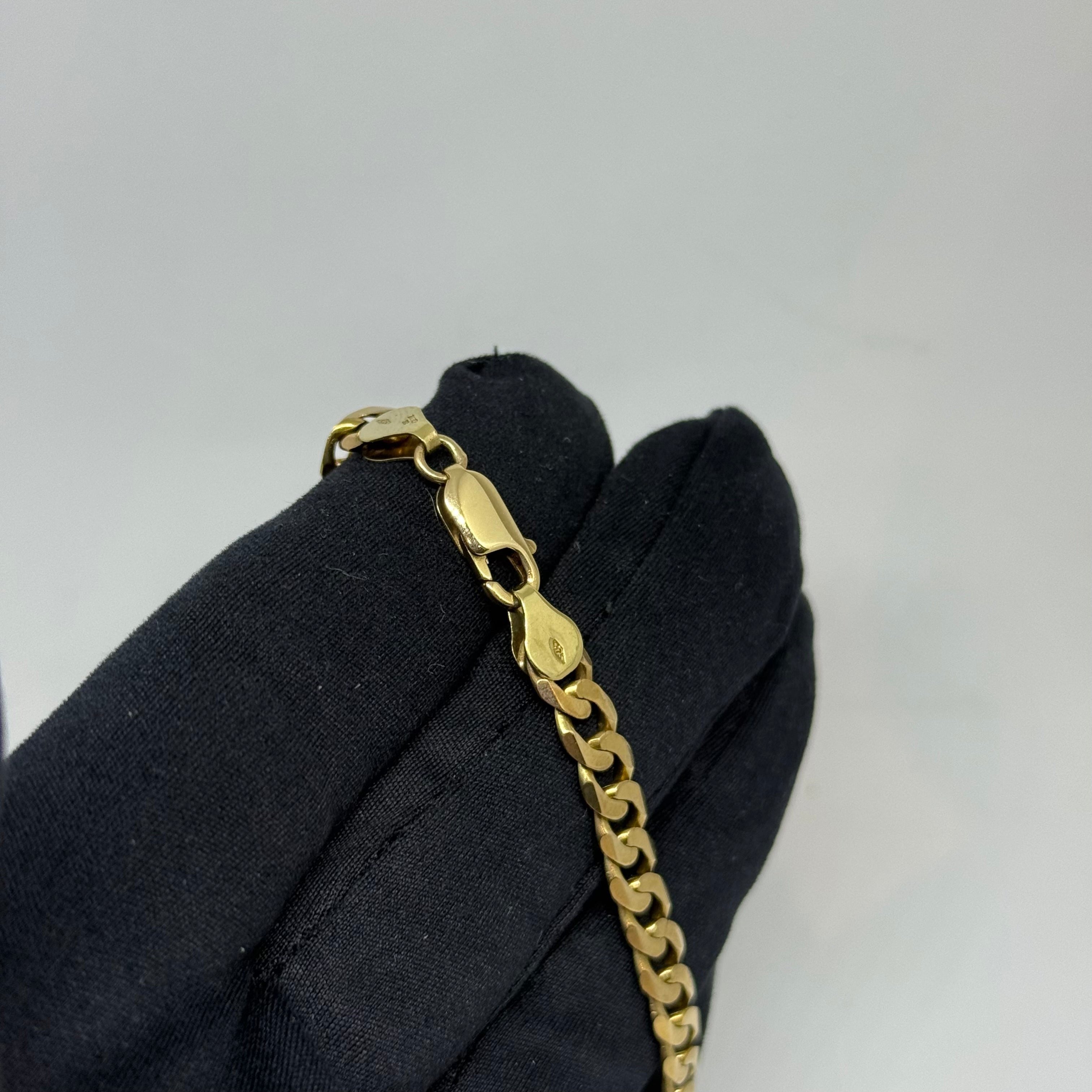 9ct Curb Chain Necklace