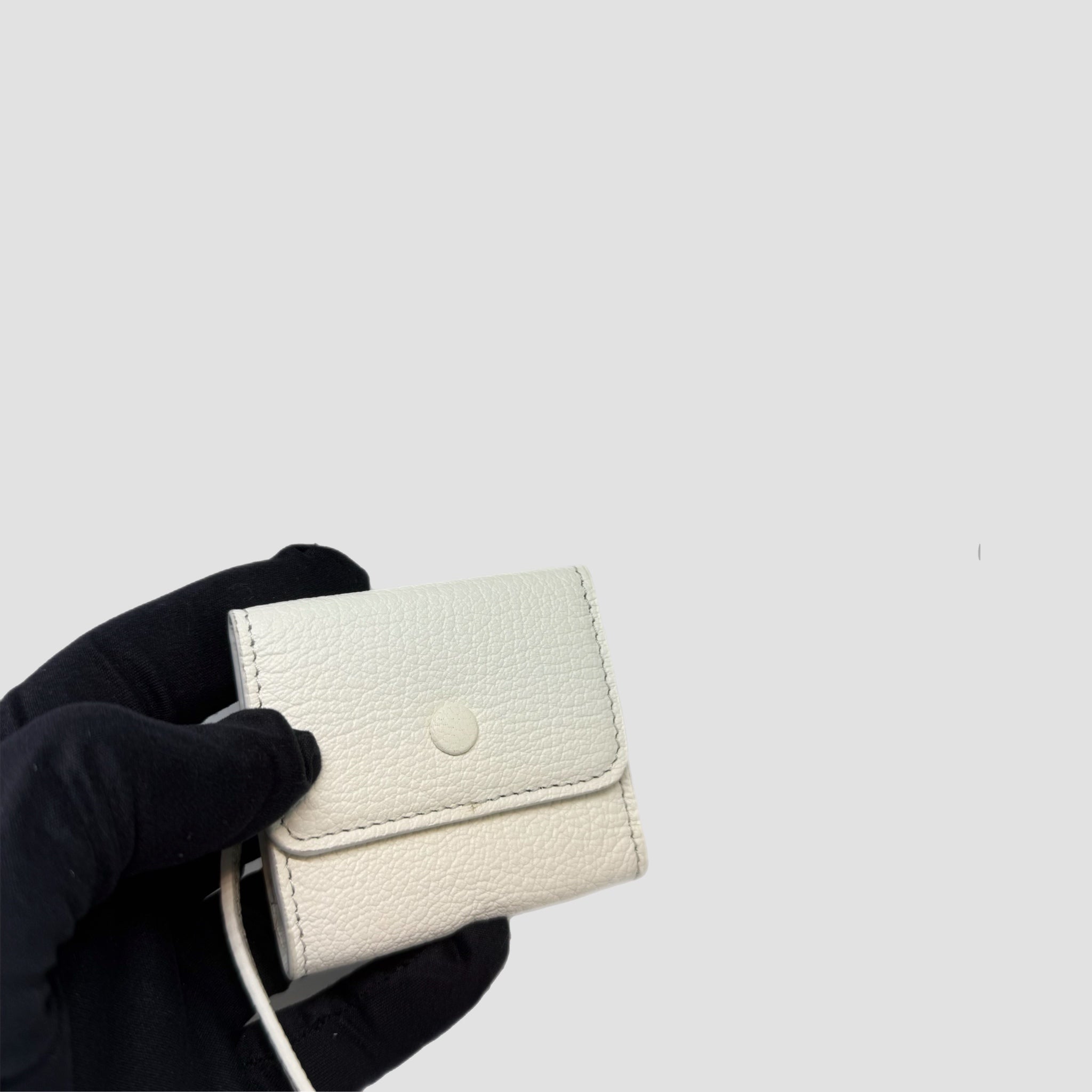 Maison Margiela Strapped Airpods Pro Case White