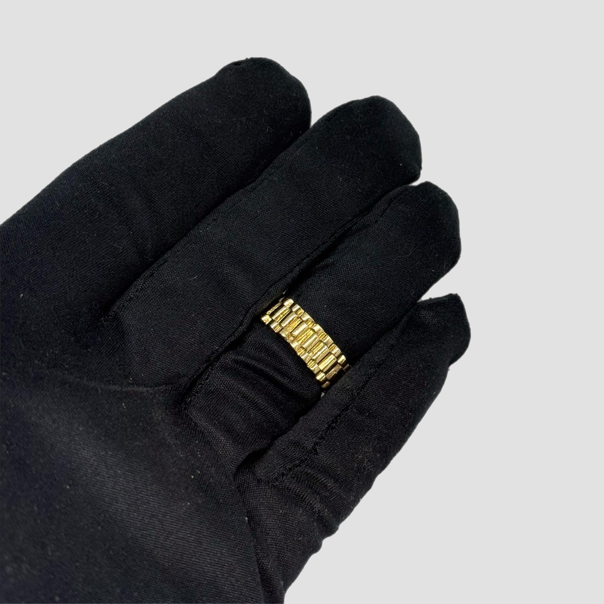 9ct Presidential Band Eternity Ring